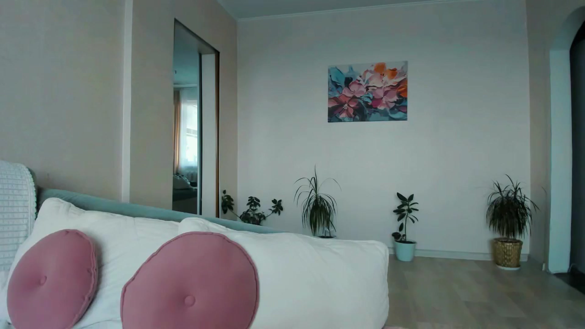 Gallery image thumbnail from SSunSShine's myfreecams stream on, 08/07/2025, 13:16 image 11 of 20
