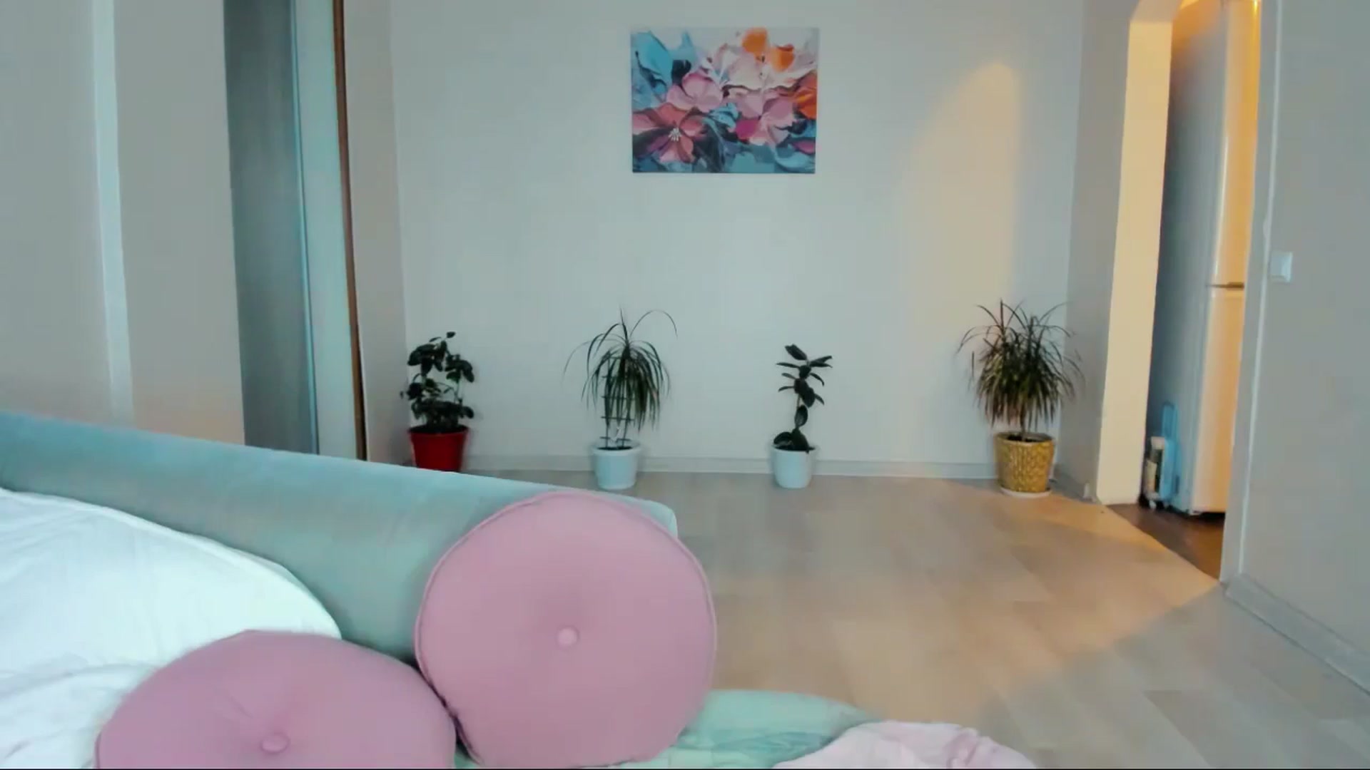 Gallery image thumbnail from SSunSShine's myfreecams stream on, 10/31/2025, 13:12 image 15 of 20