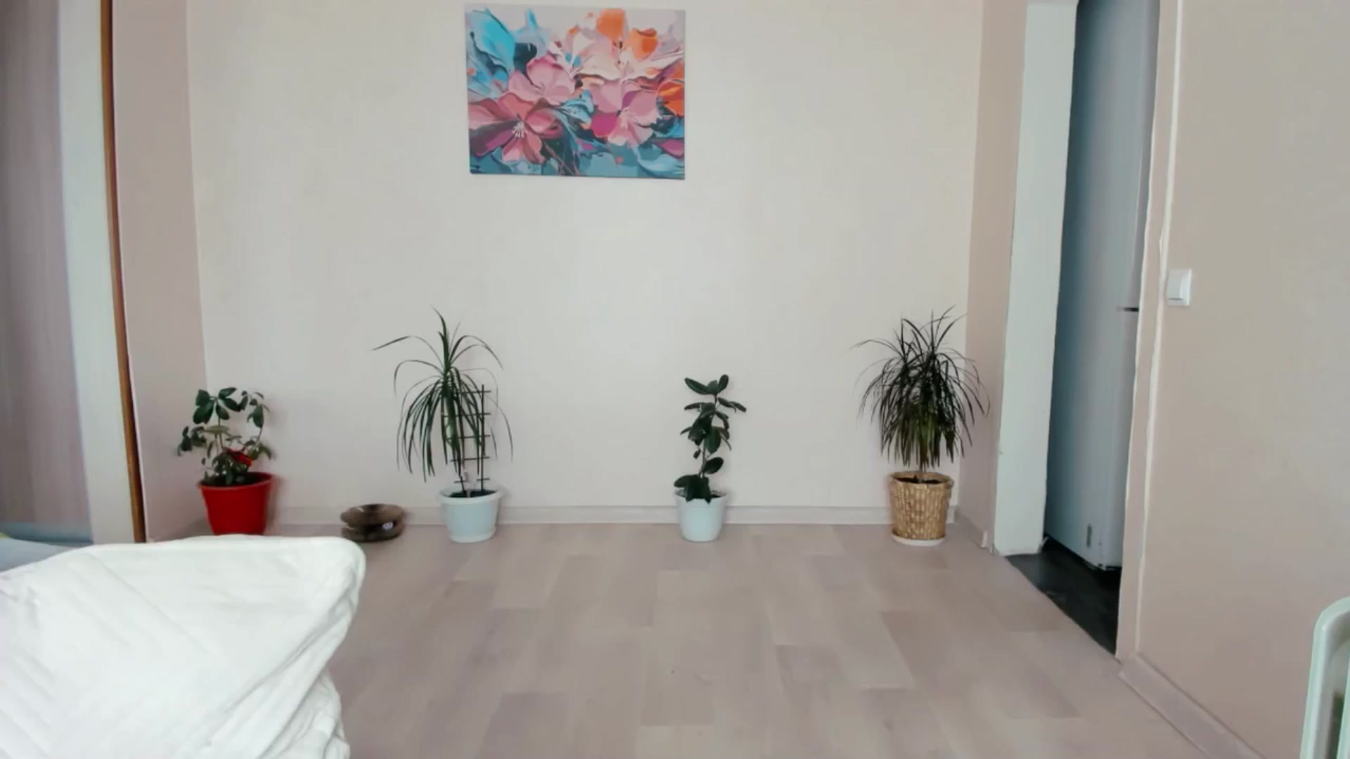 Gallery image thumbnail from SSunSShine's myfreecams stream on, 04/28/2026, 13:11 image 14 of 20