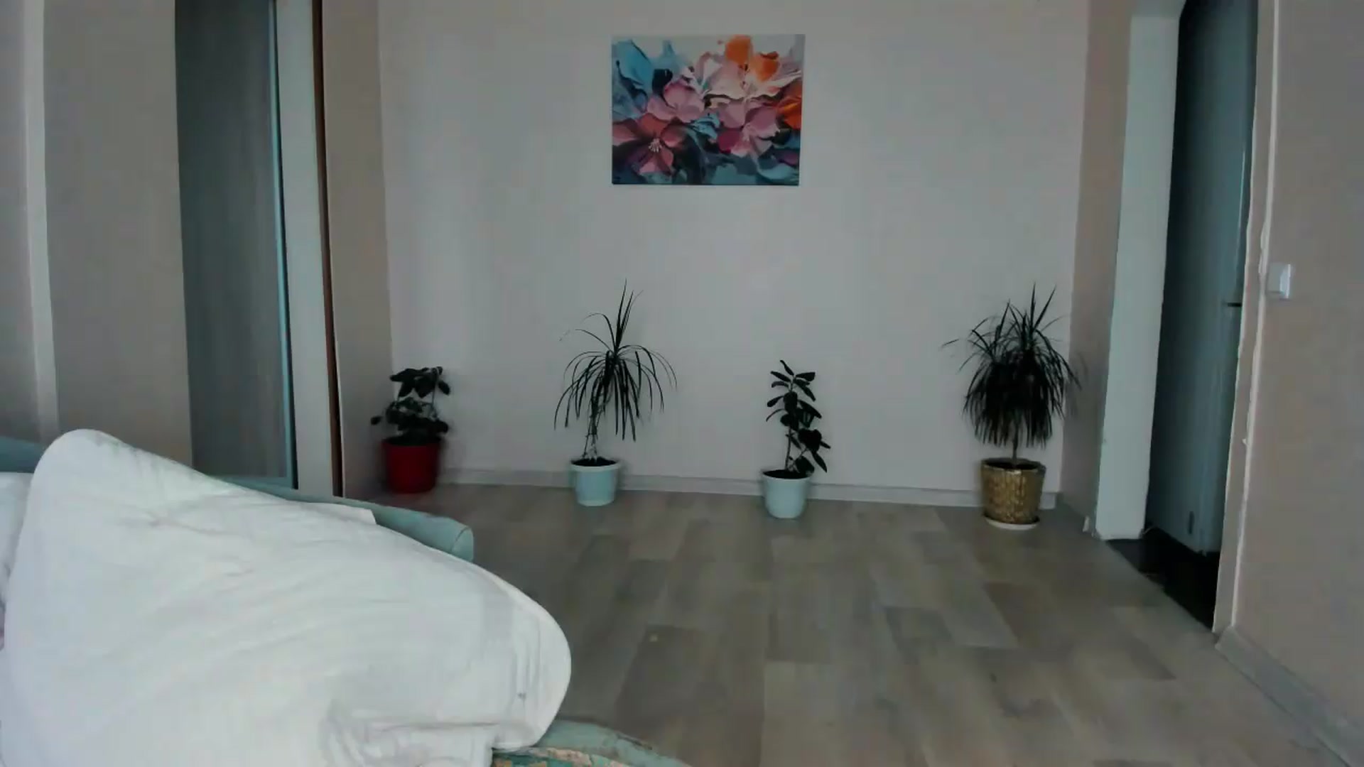 Gallery image thumbnail from SSunSShine's myfreecams stream on, 08/12/2026, 13:54 image 16 of 20