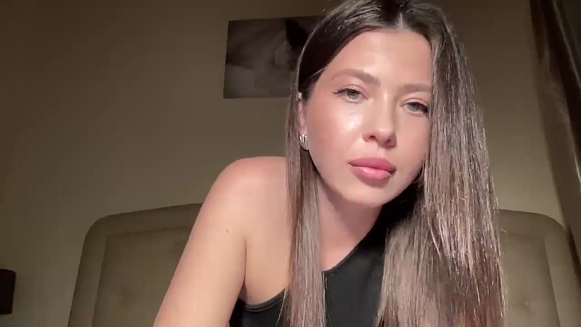 Gallery image thumbnail from STARRY_LADY's myfreecams stream on, 05/28/2025, 17:51 image 20 of 20
