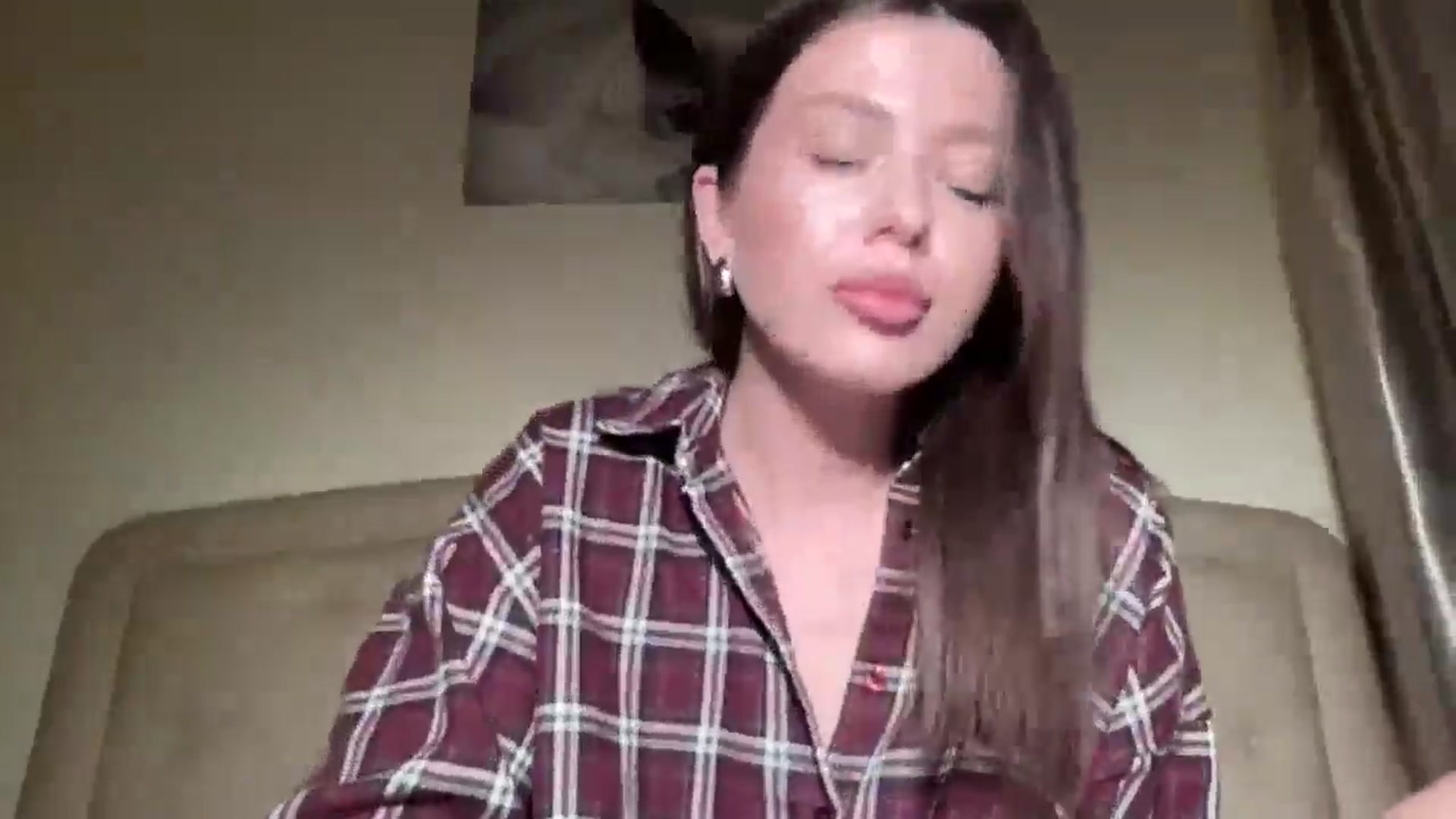 Gallery image thumbnail from STARRY_LADY's myfreecams stream on, 05/29/2025, 19:06 image 2 of 20