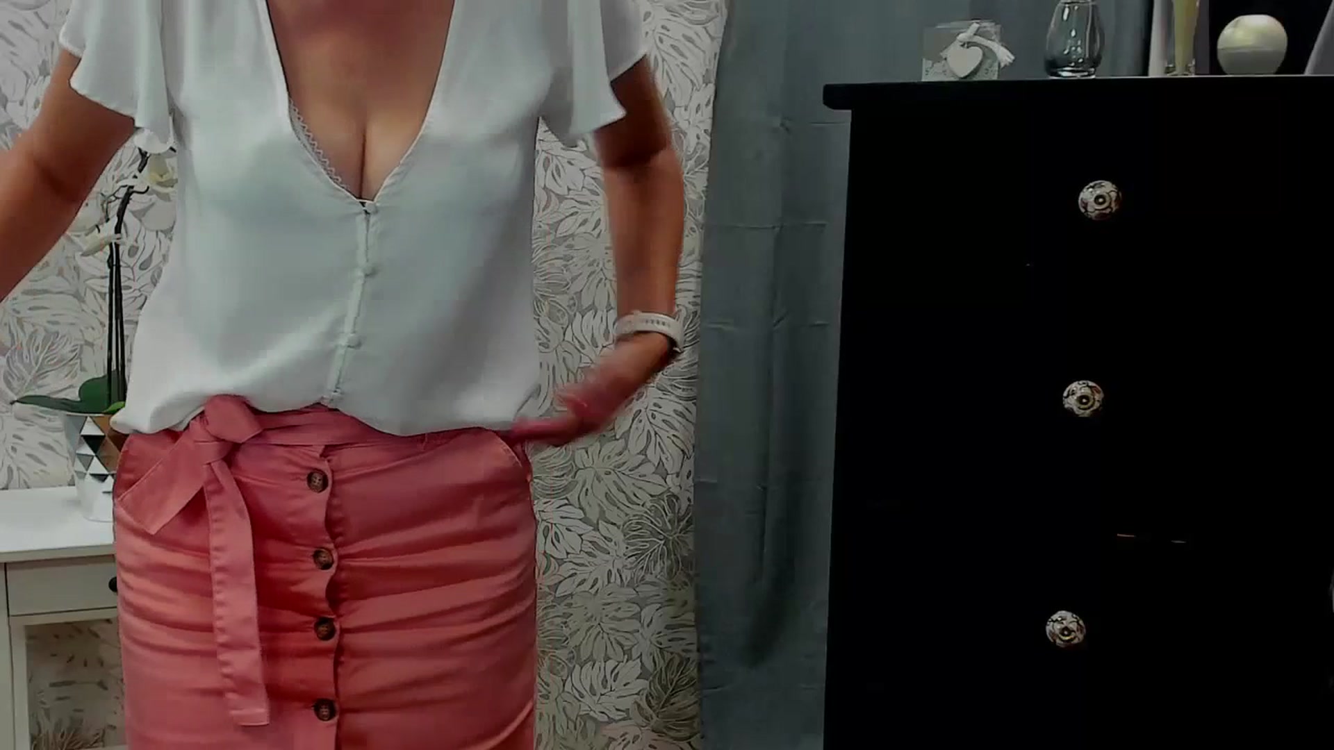 Gallery image thumbnail from STARvanessa1's myfreecams stream on, 07/09/2023, 09:28 image 4 of 20