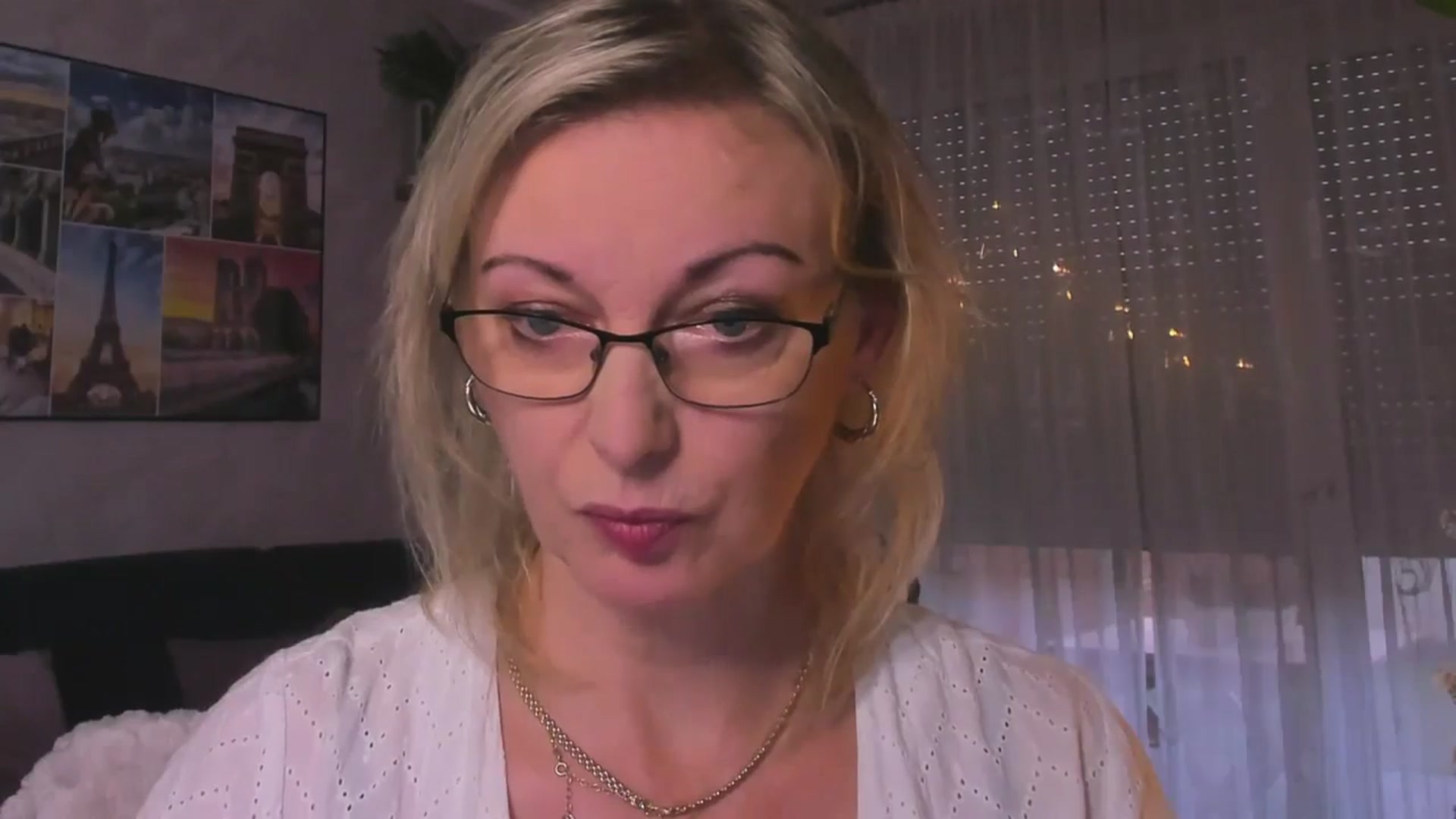 Gallery image thumbnail from STARvanessa1's myfreecams stream on, 12/29/2024, 15:25 image 9 of 20