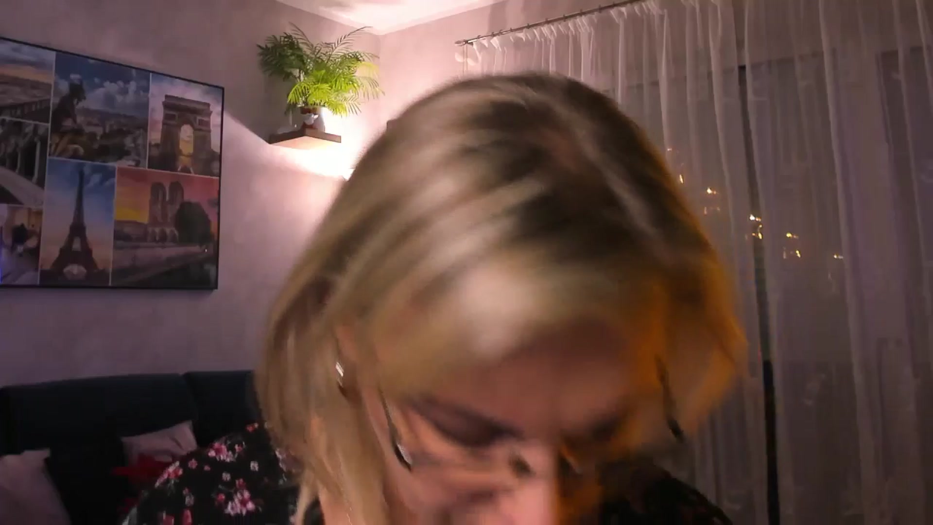 Gallery image thumbnail from STARvanessa1's myfreecams stream on, 01/02/2025, 15:40 image 19 of 20