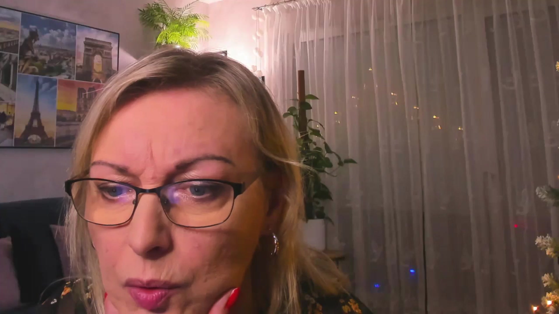 Gallery image thumbnail from STARvanessa1's myfreecams stream on, 01/07/2025, 17:12 image 16 of 20