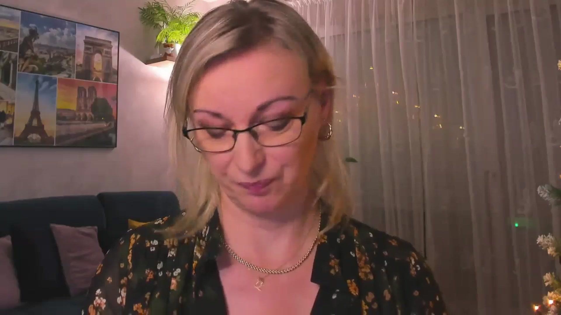 Gallery image thumbnail from STARvanessa1's myfreecams stream on, 01/07/2025, 17:12 image 7 of 20