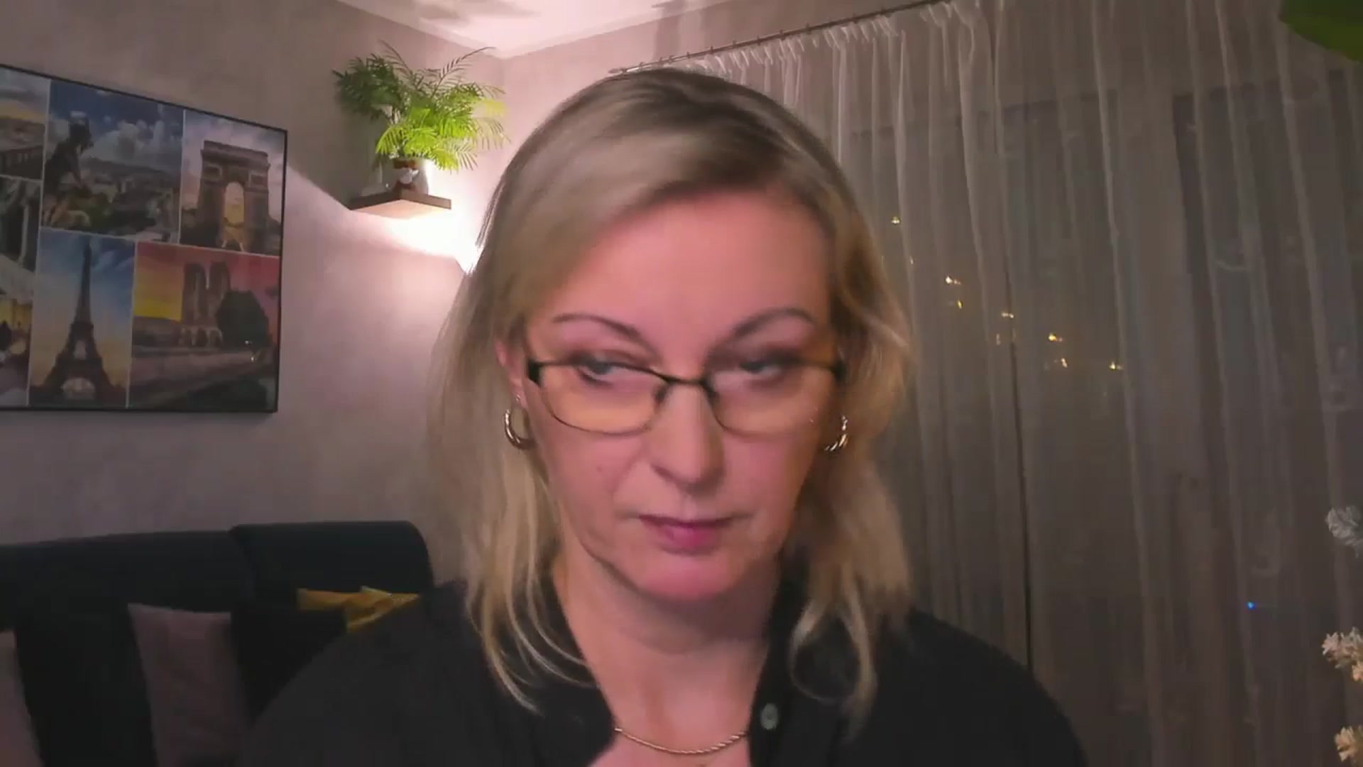 Gallery image thumbnail from STARvanessa1's myfreecams stream on, 01/08/2025, 17:06 image 10 of 20