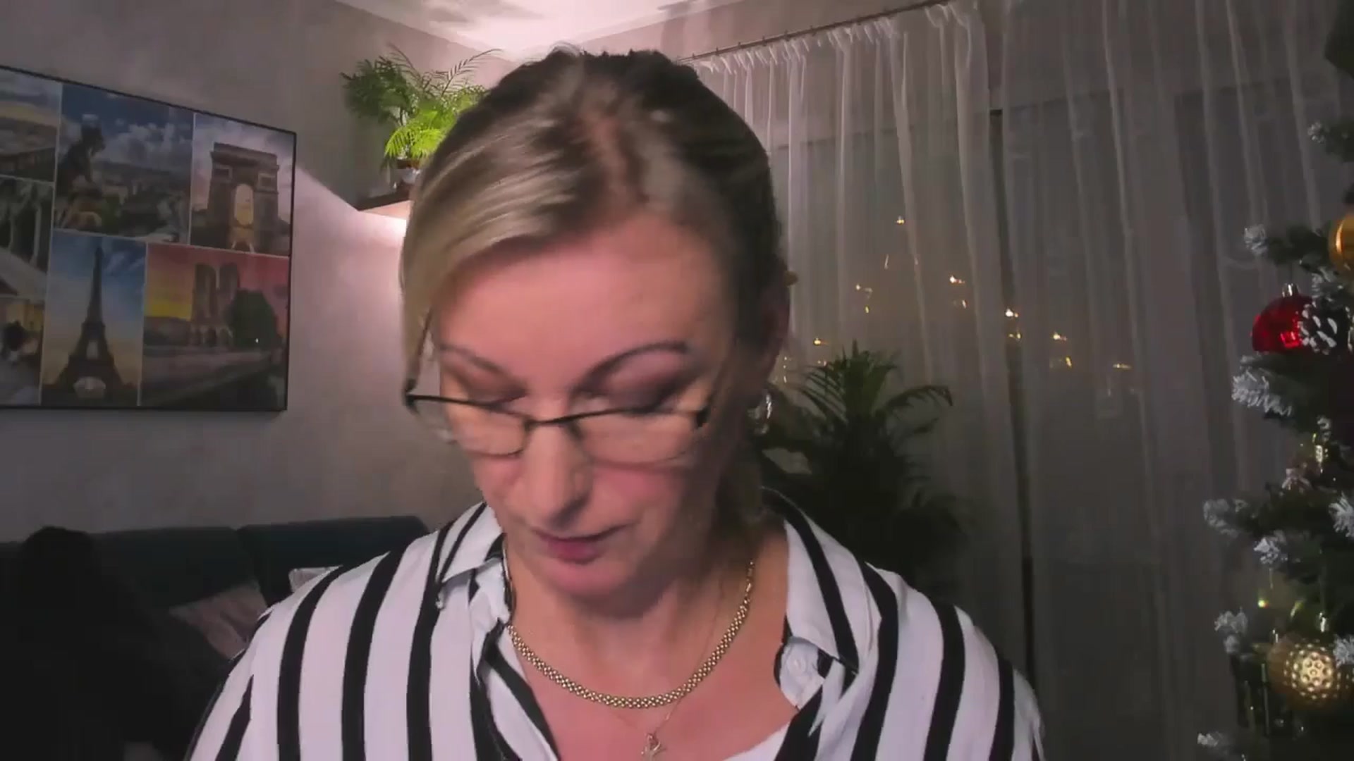 Gallery image thumbnail from STARvanessa1's myfreecams stream on, 01/12/2025, 19:47 image 4 of 20