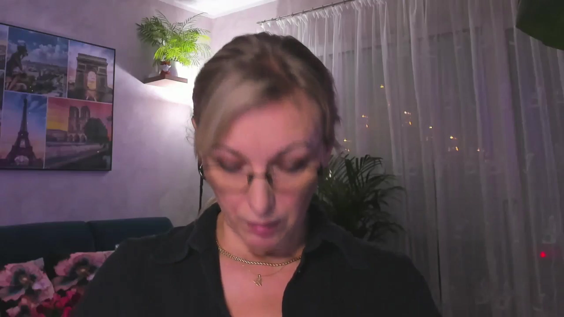 Gallery image thumbnail from STARvanessa1's myfreecams stream on, 01/14/2025, 20:14 image 9 of 20