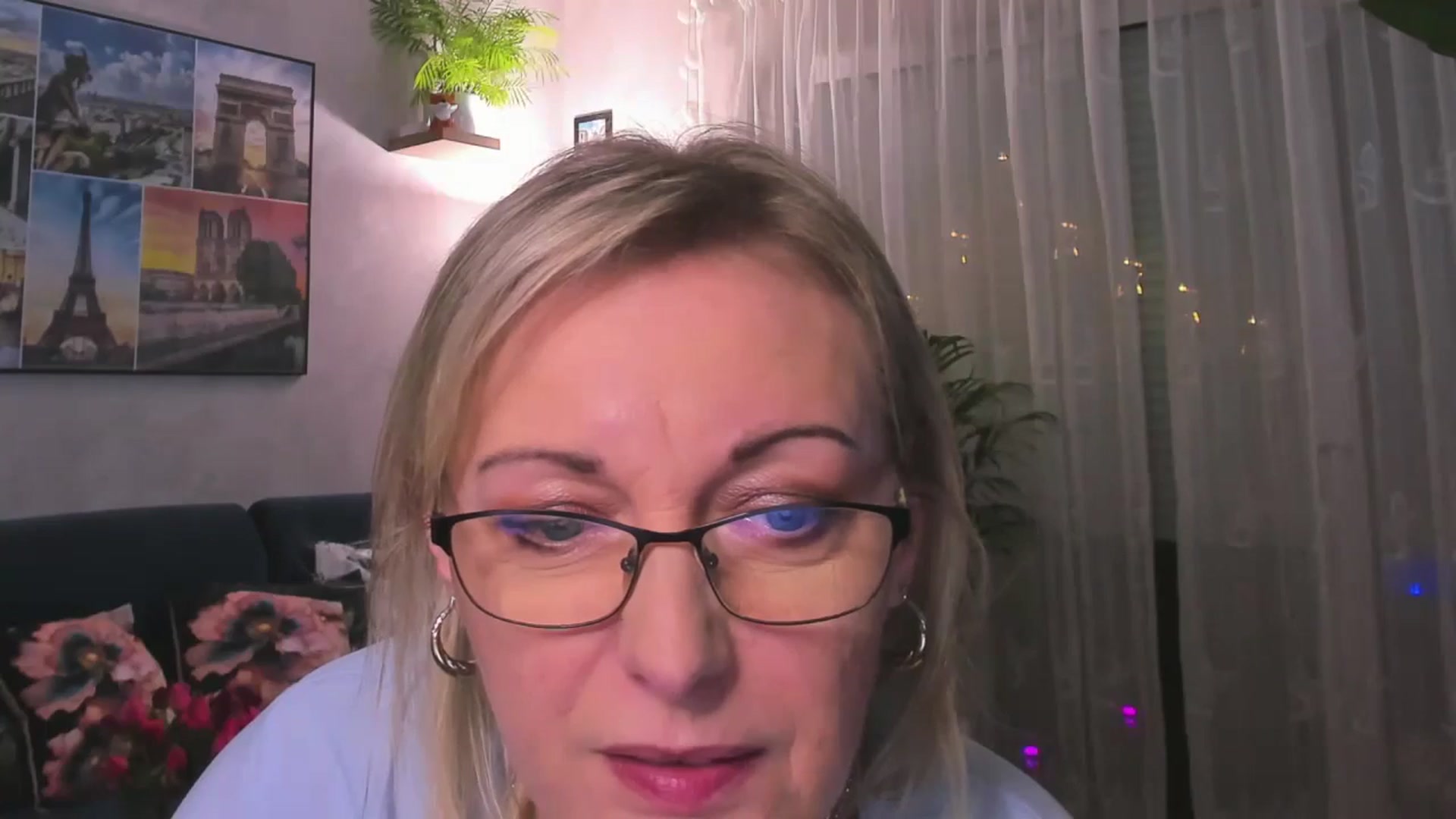Gallery image thumbnail from STARvanessa1's myfreecams stream on, 01/15/2025, 19:31 image 5 of 20