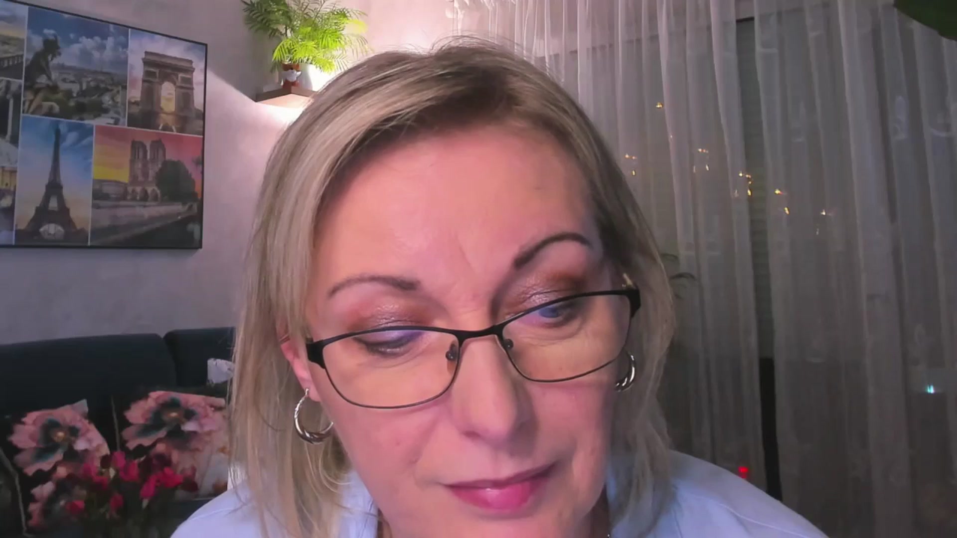 Gallery image thumbnail from STARvanessa1's myfreecams stream on, 01/15/2025, 19:31 image 19 of 20