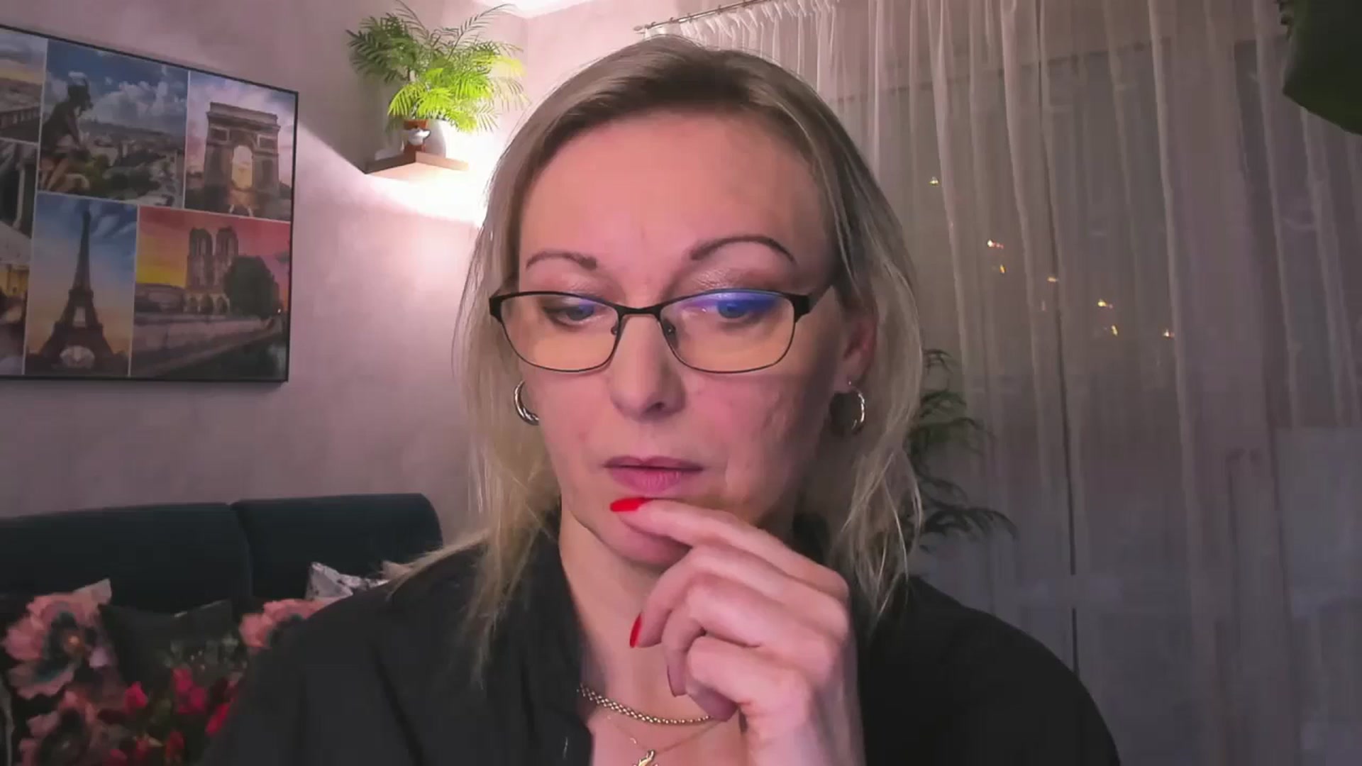 Gallery image thumbnail from STARvanessa1's myfreecams stream on, 01/16/2025, 15:54 image 14 of 20