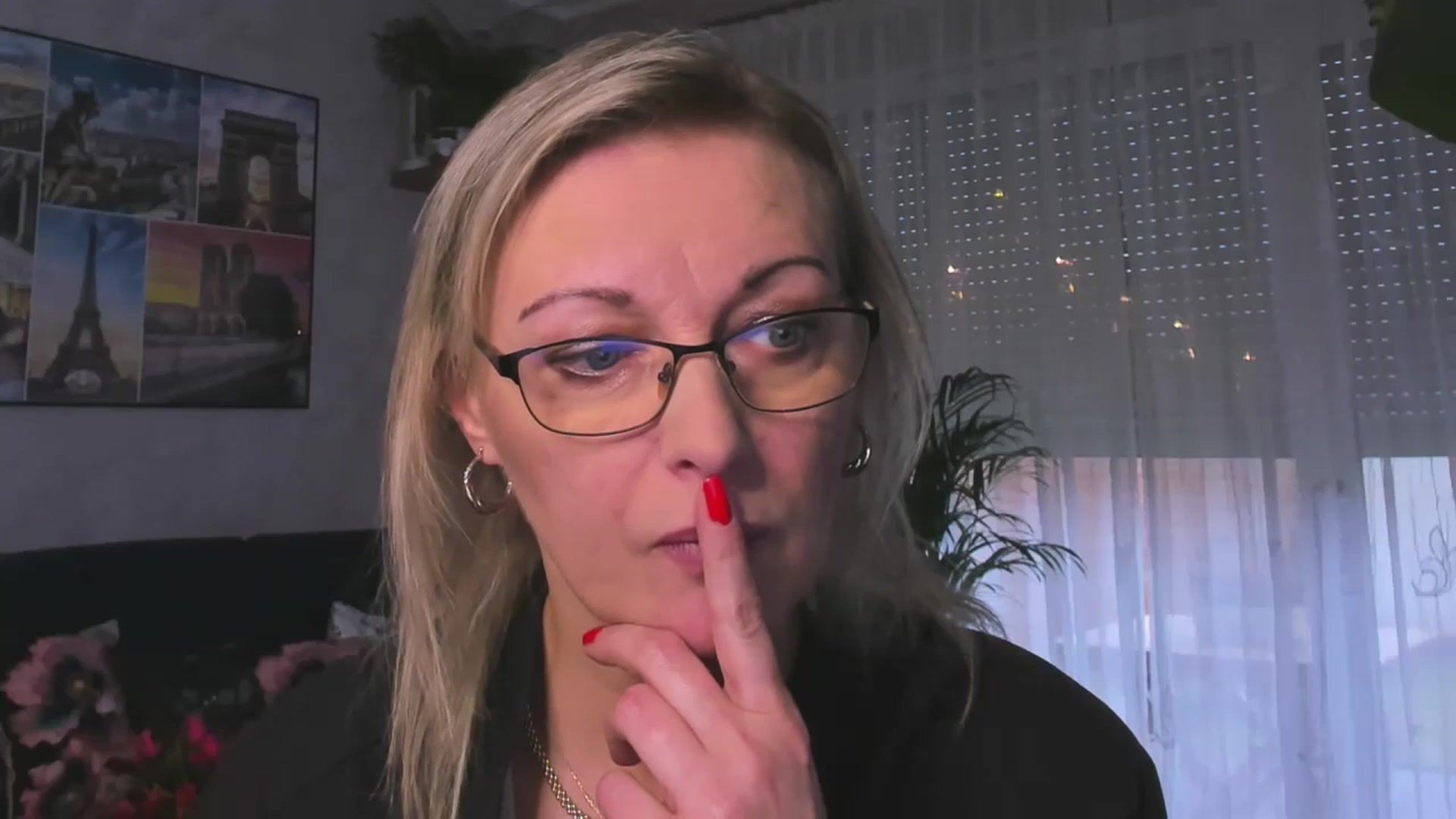 Gallery image thumbnail from STARvanessa1's myfreecams stream on, 01/16/2025, 15:54 image 3 of 20