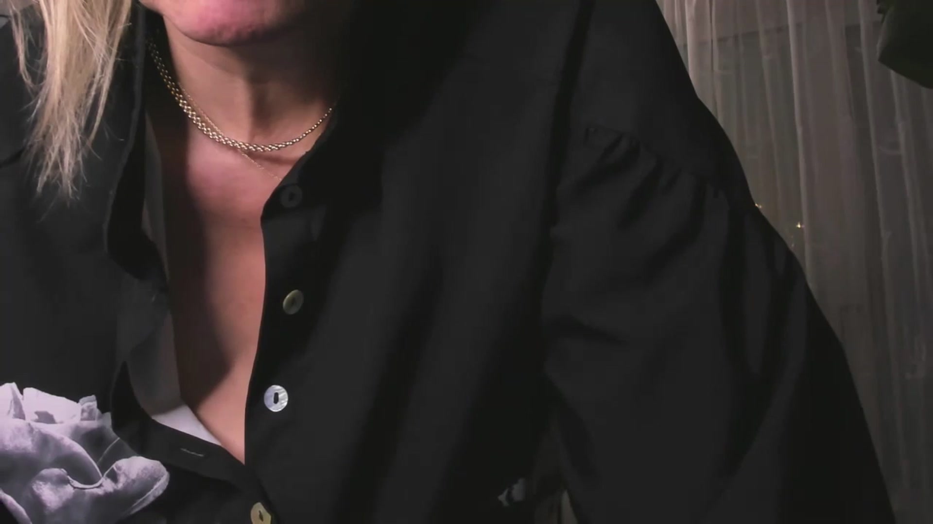 Gallery image thumbnail from STARvanessa1's myfreecams stream on, 01/16/2025, 15:54 image 17 of 20