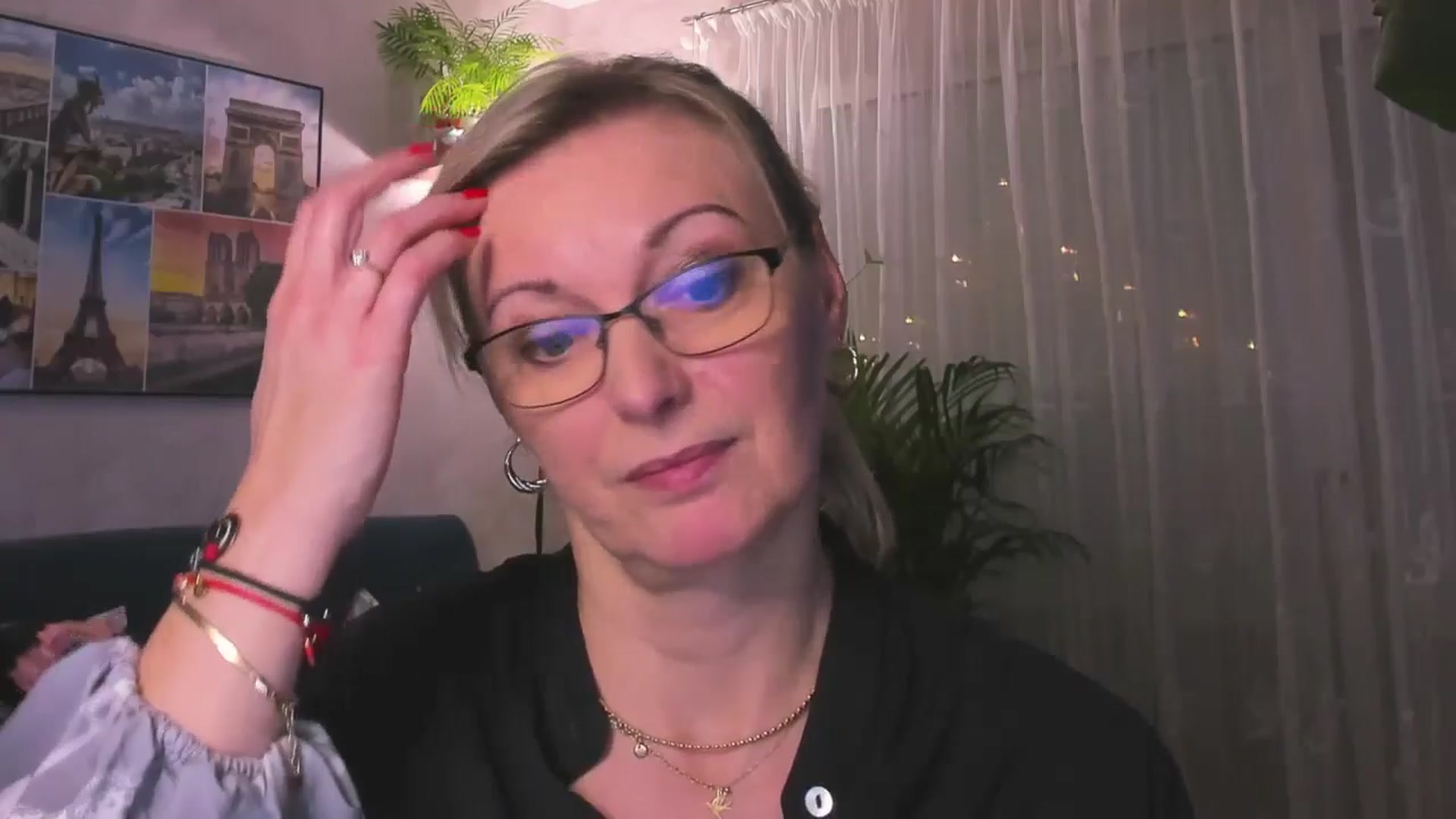 Gallery image thumbnail from STARvanessa1's myfreecams stream on, 01/16/2025, 18:56 image 18 of 20
