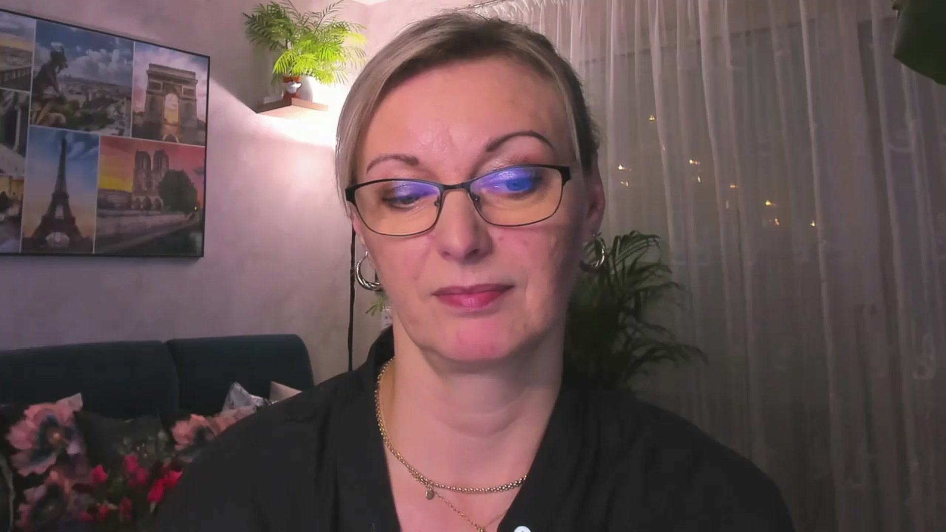 Gallery image thumbnail from STARvanessa1's myfreecams stream on, 01/16/2025, 18:56 image 16 of 20