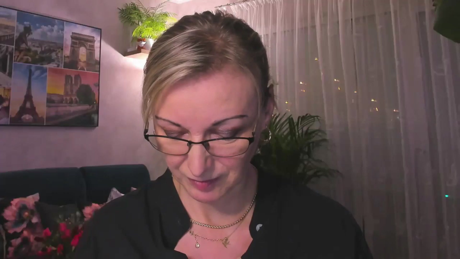 Gallery image thumbnail from STARvanessa1's myfreecams stream on, 01/16/2025, 19:42 image 2 of 20