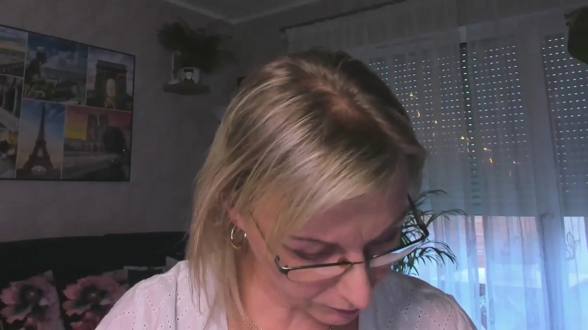 Gallery image thumbnail from STARvanessa1's myfreecams stream on, 01/19/2025, 15:19 image 12 of 20