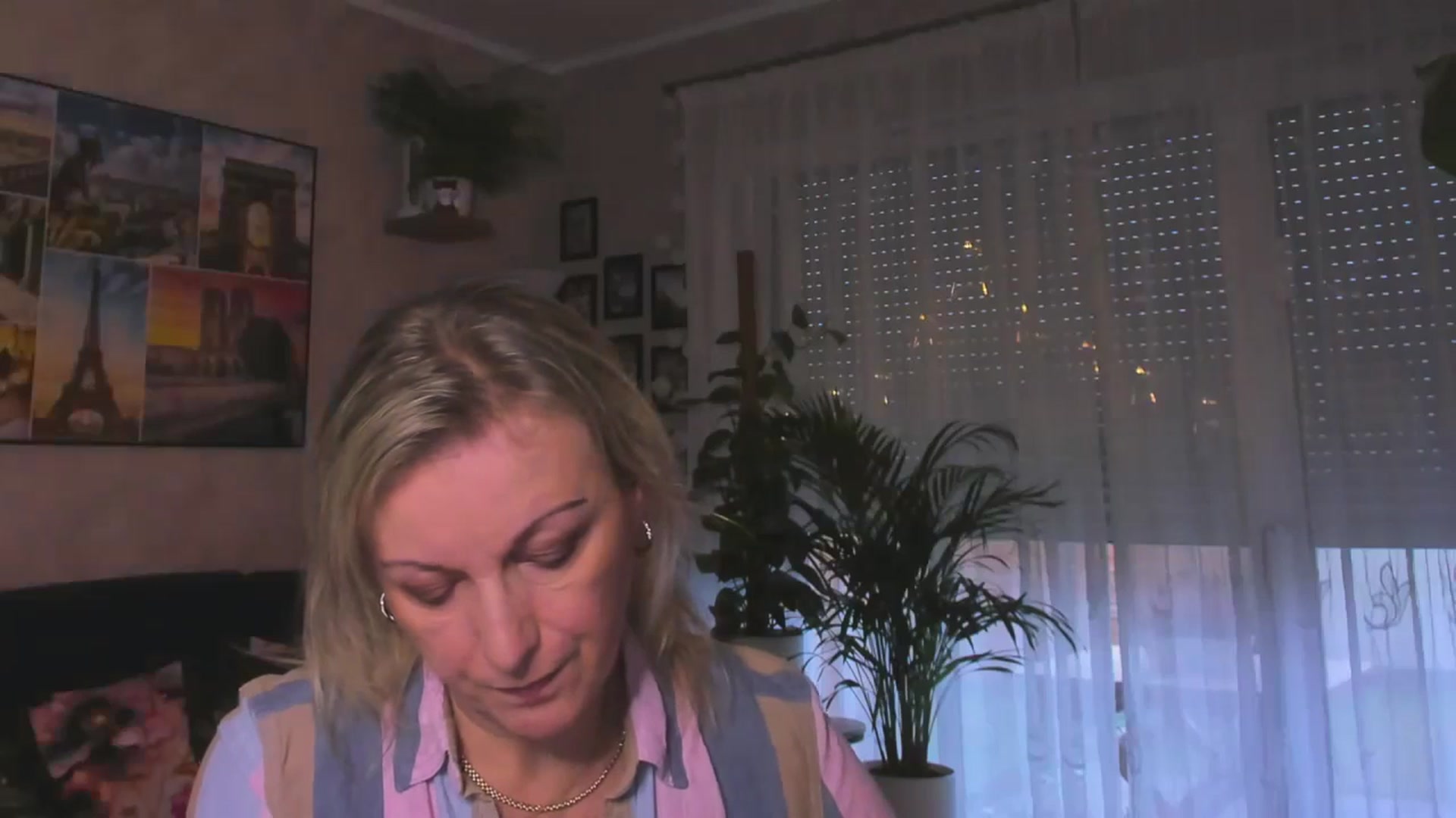 Gallery image thumbnail from STARvanessa1's myfreecams stream on, 01/21/2025, 15:23 image 9 of 20