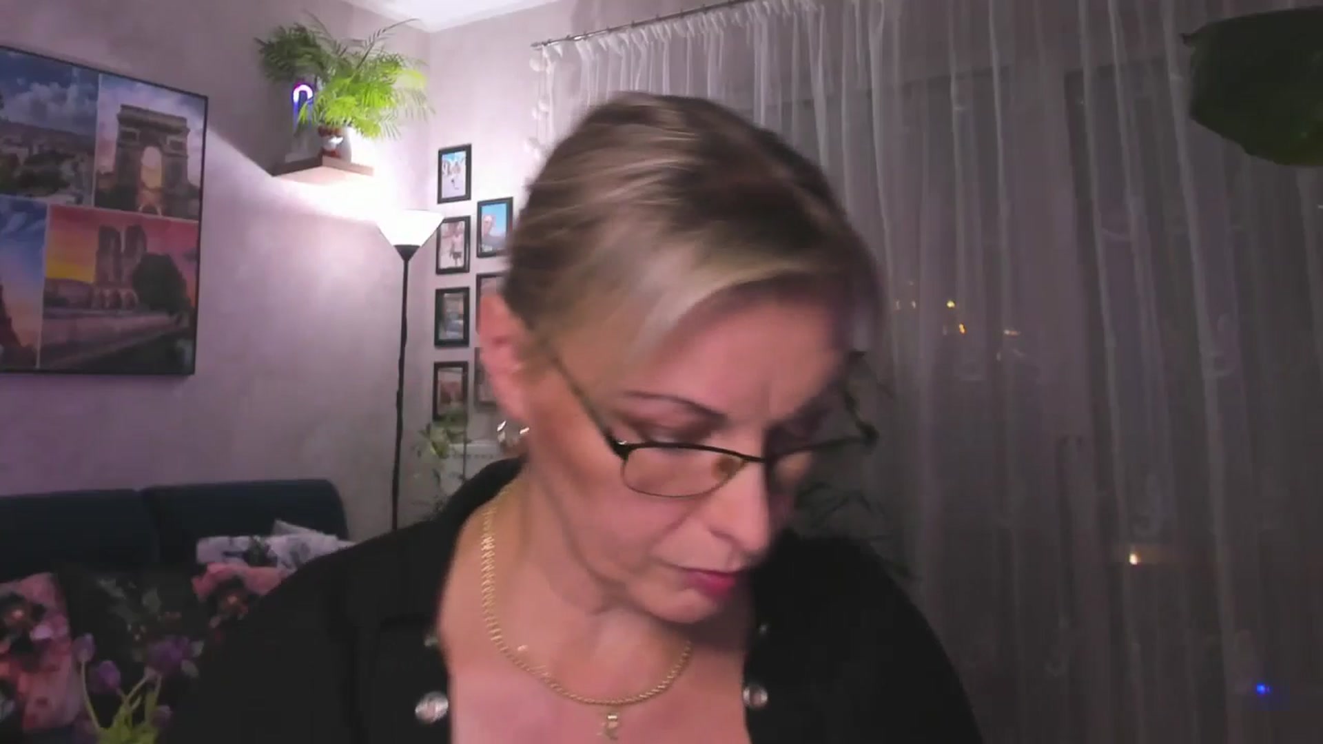 Gallery image thumbnail from STARvanessa1's myfreecams stream on, 01/22/2025, 18:39 image 5 of 20