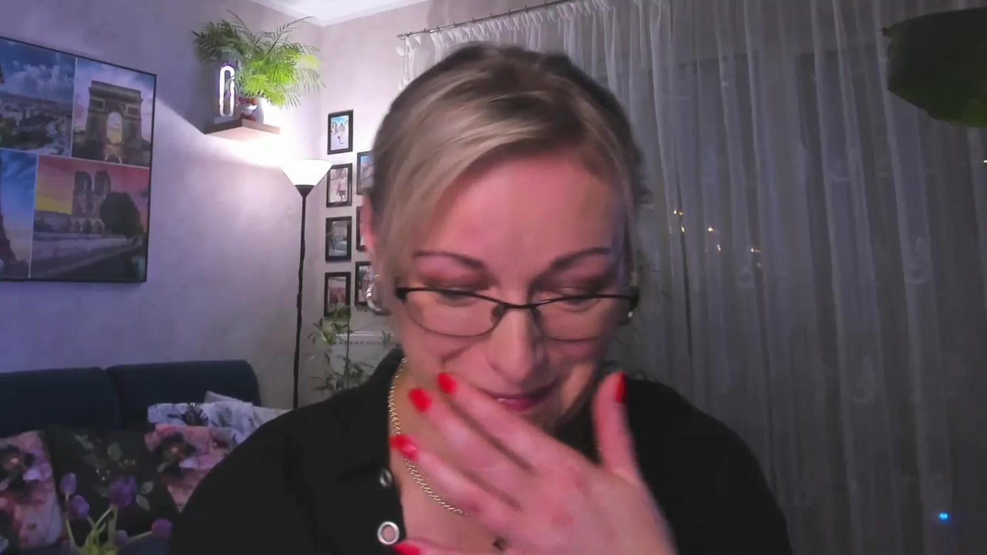 Gallery image thumbnail from STARvanessa1's myfreecams stream on, 01/22/2025, 21:04 image 4 of 20