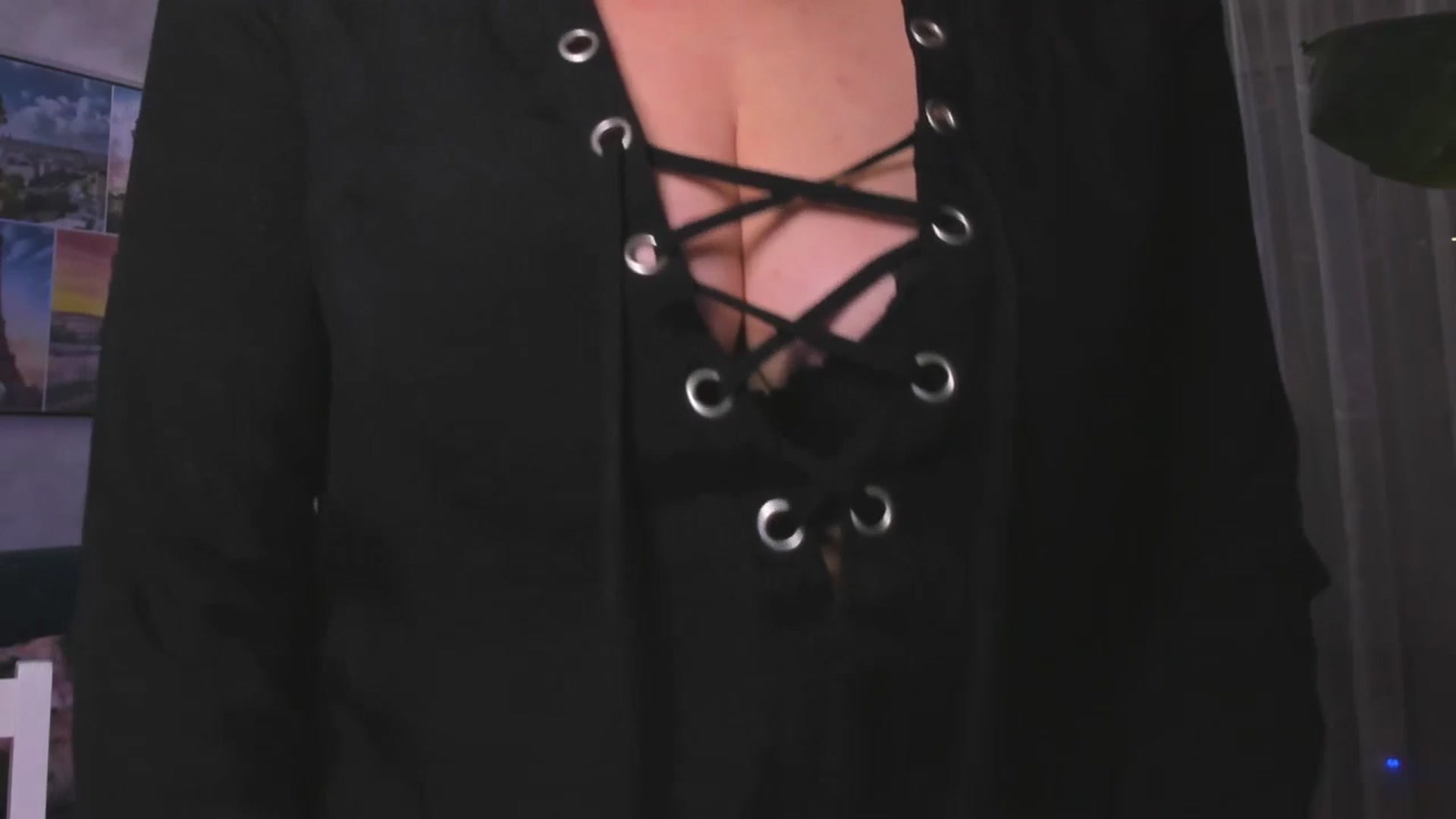 Gallery image thumbnail from STARvanessa1's myfreecams stream on, 01/22/2025, 21:04 image 11 of 20