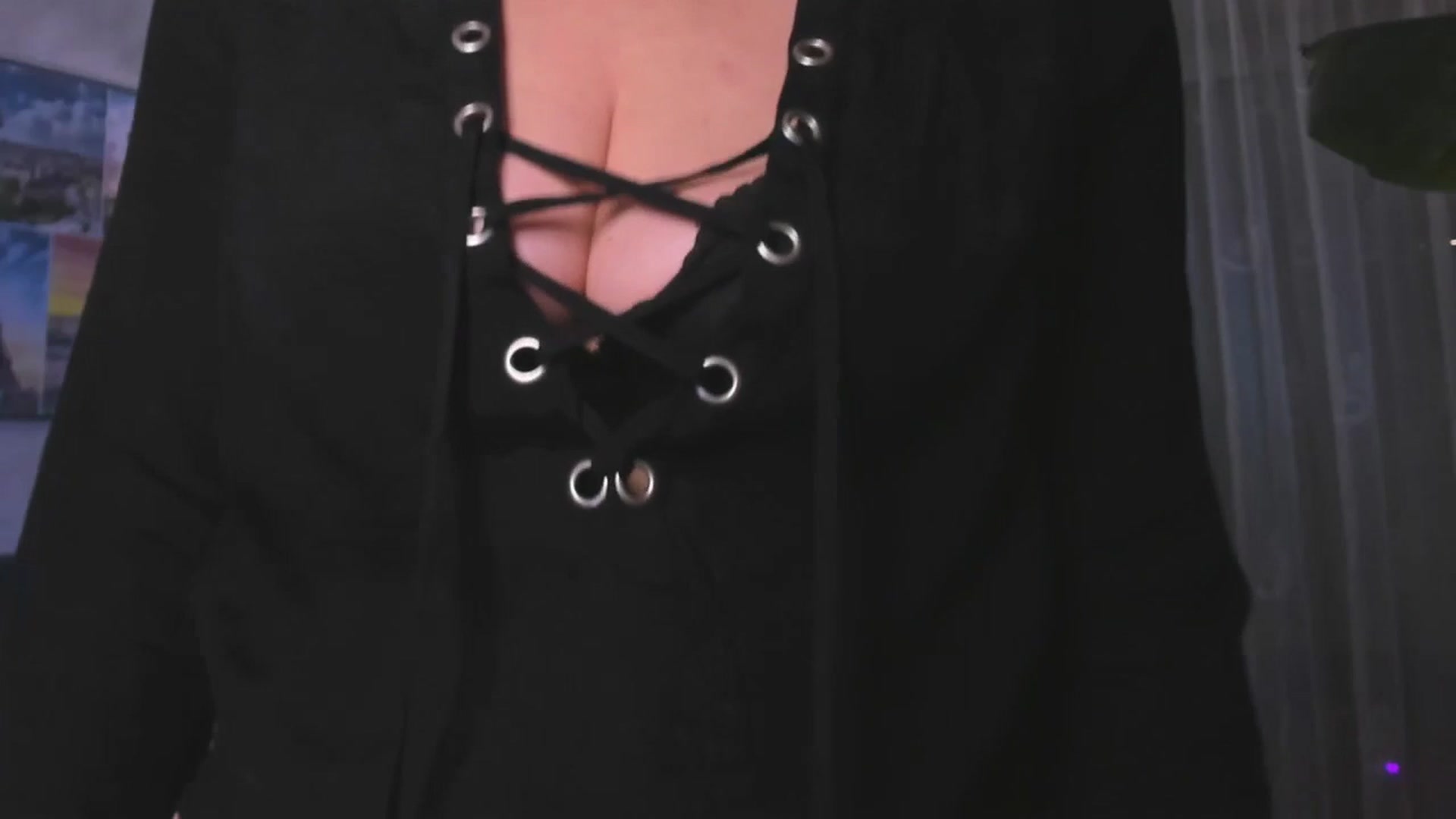 Gallery image thumbnail from STARvanessa1's myfreecams stream on, 01/22/2025, 21:04 image 10 of 20