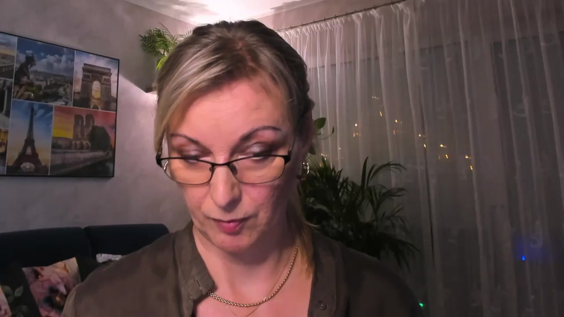 Gallery image thumbnail from STARvanessa1's myfreecams stream on, 01/26/2025, 19:47 image 4 of 20