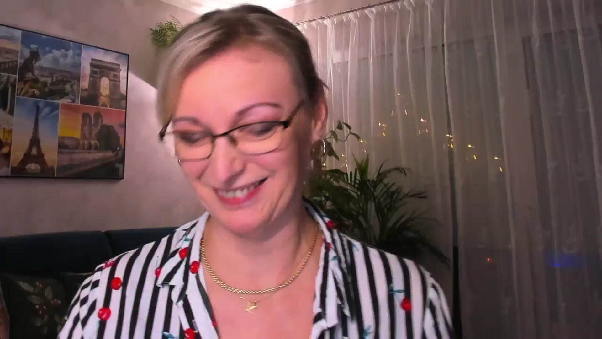 Gallery image thumbnail from STARvanessa1's myfreecams stream on, 01/28/2025, 21:01 image 11 of 20