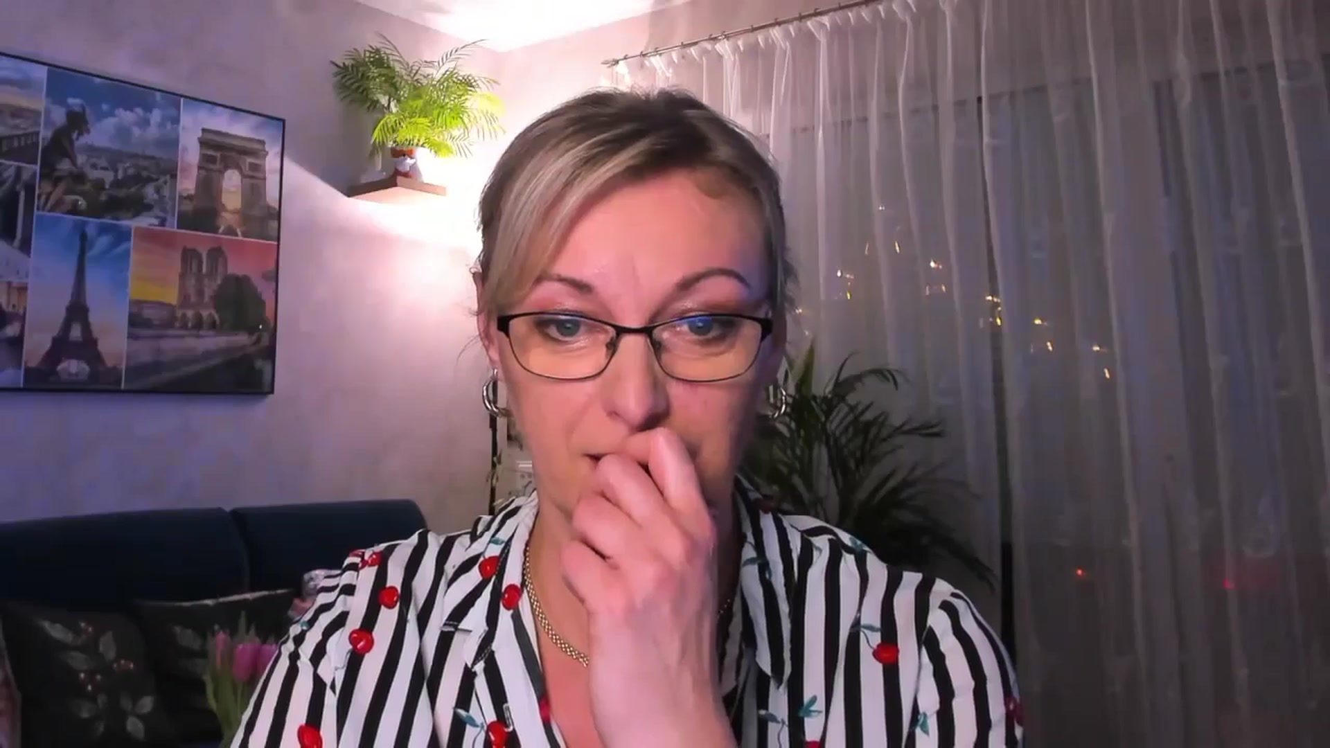 Gallery image thumbnail from STARvanessa1's myfreecams stream on, 01/28/2025, 21:01 image 19 of 20