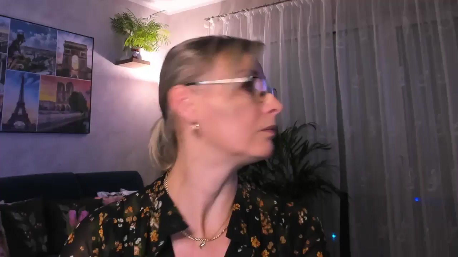 Gallery image thumbnail from STARvanessa1's myfreecams stream on, 01/29/2025, 19:38 image 7 of 20