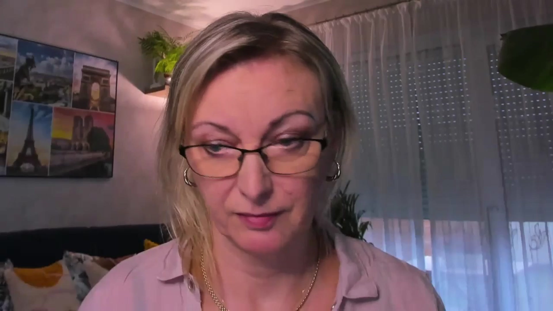 Gallery image thumbnail from STARvanessa1's myfreecams stream on, 02/05/2025, 15:32 image 14 of 20