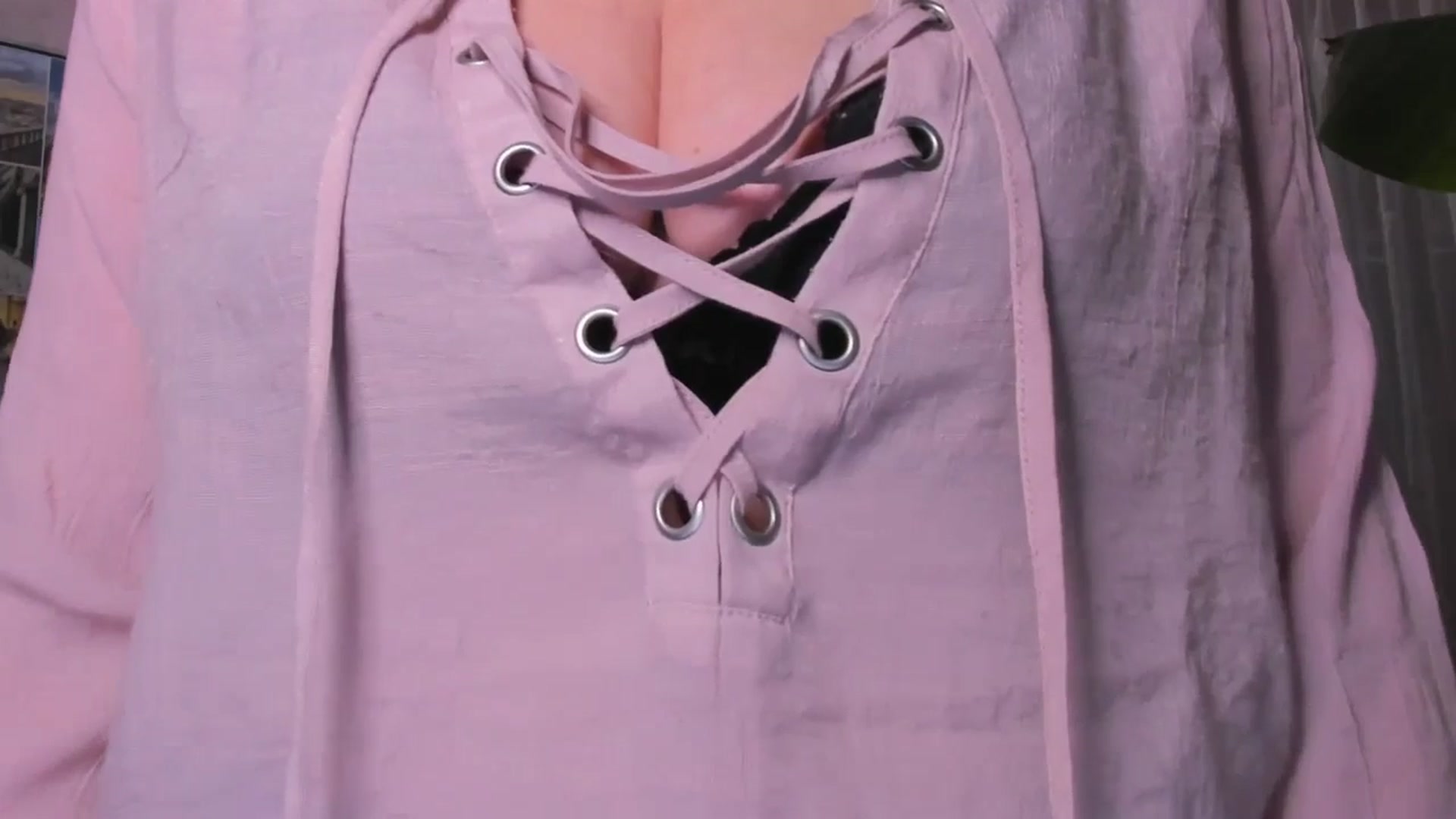 Gallery image thumbnail from STARvanessa1's myfreecams stream on, 02/05/2025, 19:03 image 4 of 20
