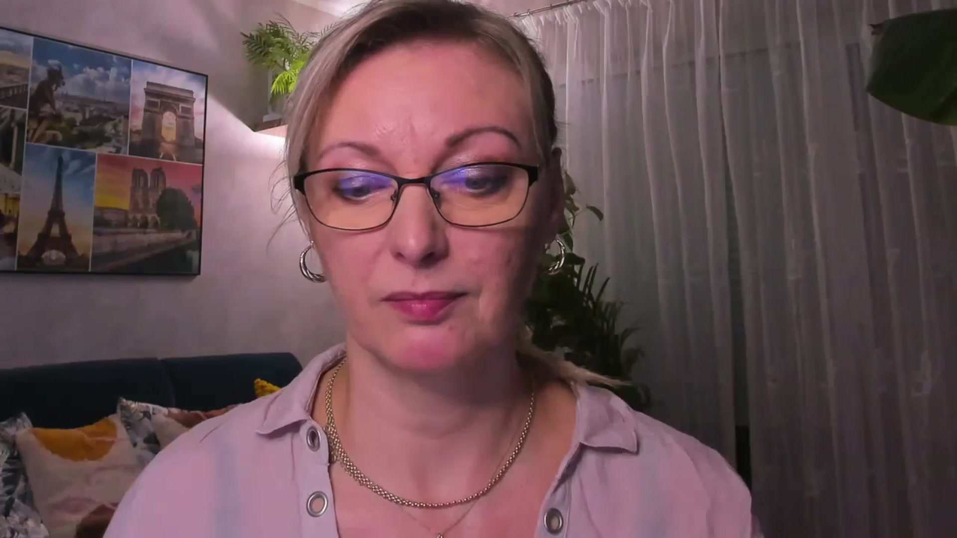 Gallery image thumbnail from STARvanessa1's myfreecams stream on, 02/05/2025, 20:11 image 18 of 20