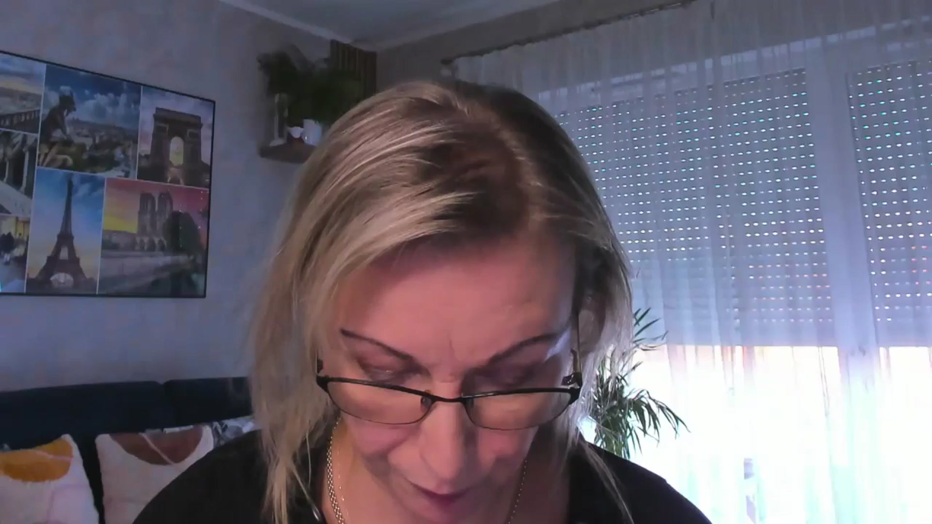 Gallery image thumbnail from STARvanessa1's myfreecams stream on, 02/10/2025, 14:51 image 10 of 20