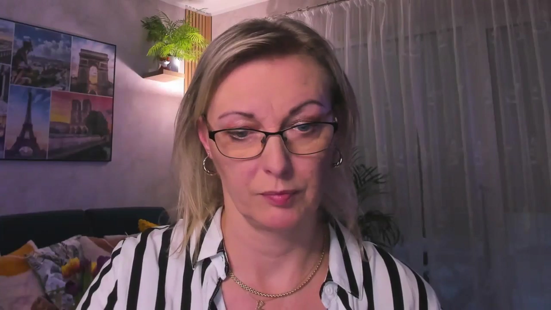 Gallery image thumbnail from STARvanessa1's myfreecams stream on, 02/13/2025, 17:18 image 10 of 20