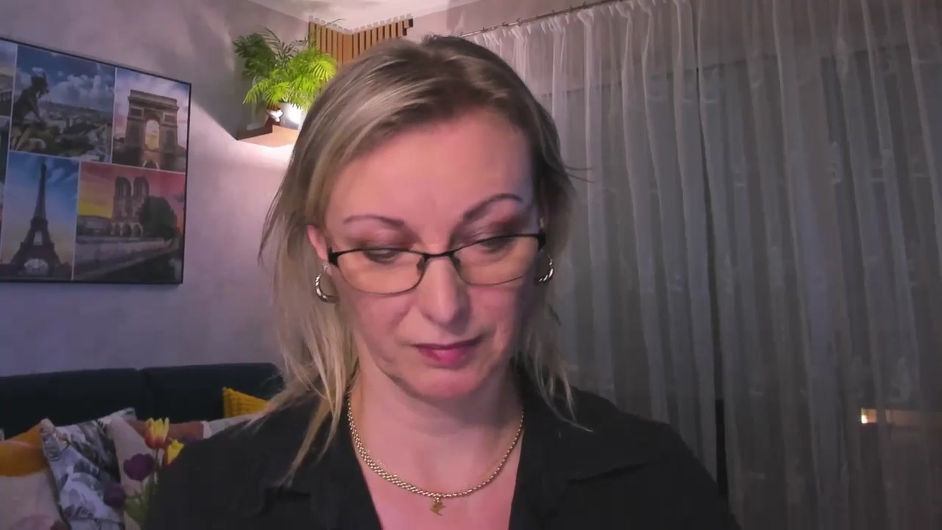 Gallery image thumbnail from STARvanessa1's myfreecams stream on, 02/16/2025, 18:26 image 18 of 20