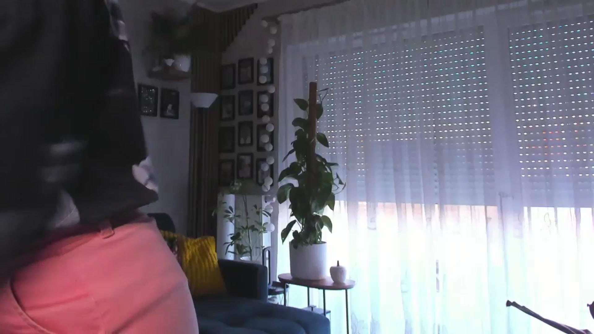 Gallery image thumbnail from STARvanessa1's myfreecams stream on, 03/03/2025, 16:28 image 8 of 20