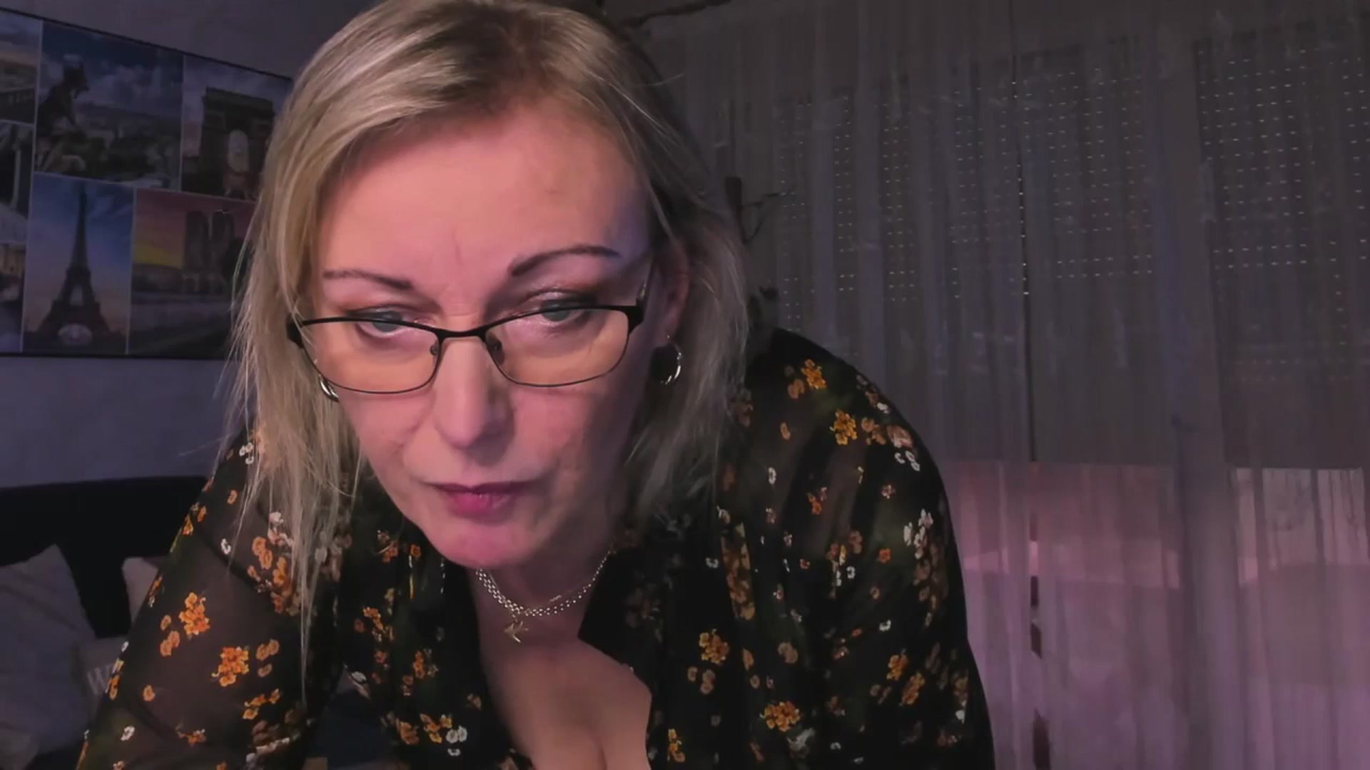 Gallery image thumbnail from STARvanessa1's myfreecams stream on, 03/05/2025, 17:07 image 18 of 20