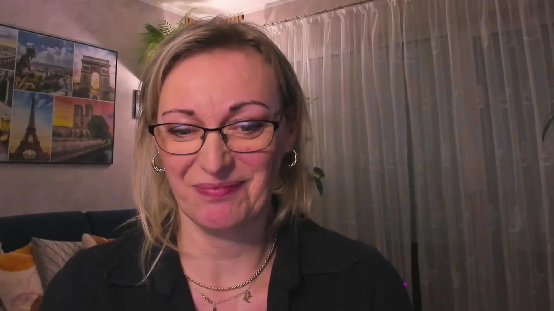 Gallery image thumbnail from STARvanessa1's myfreecams stream on, 03/06/2025, 18:38 image 14 of 20