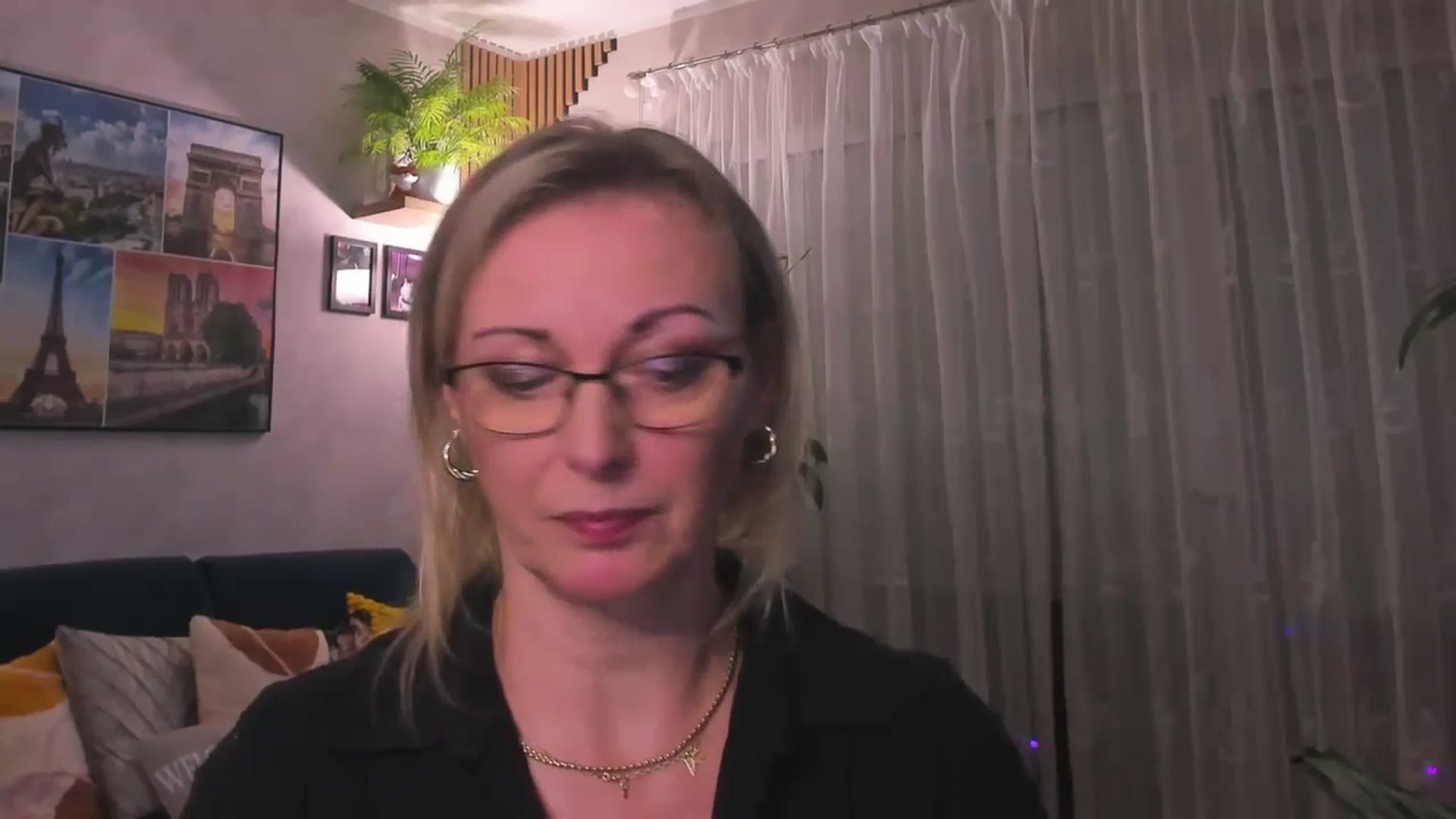 Gallery image thumbnail from STARvanessa1's myfreecams stream on, 03/06/2025, 20:54 image 11 of 20
