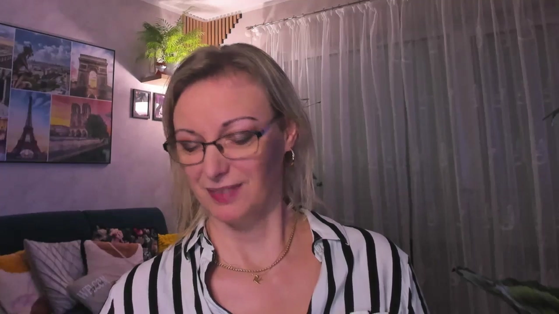 Gallery image thumbnail from STARvanessa1's myfreecams stream on, 03/09/2025, 21:02 image 7 of 20