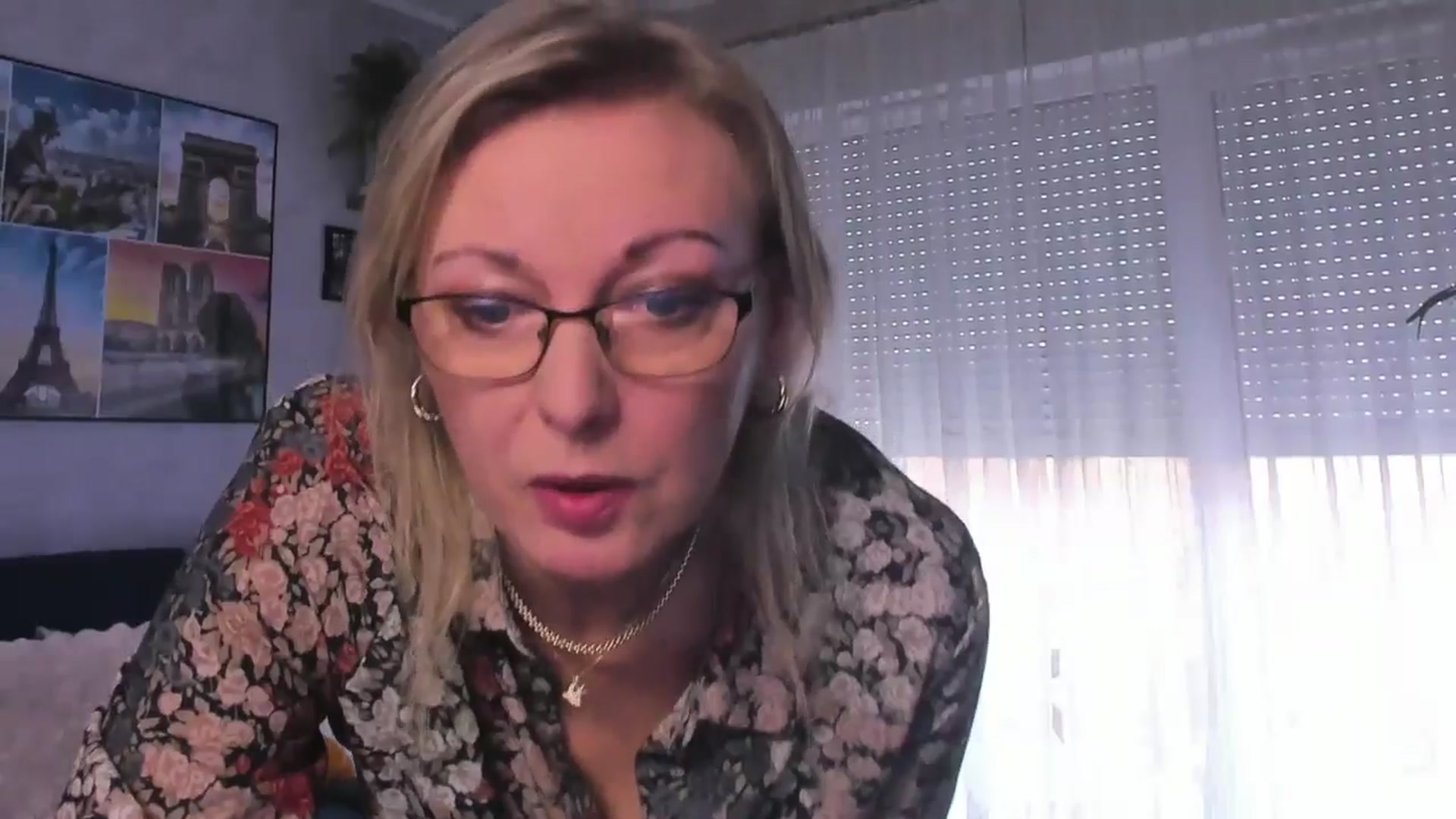 Gallery image thumbnail from STARvanessa1's myfreecams stream on, 03/10/2025, 16:51 image 12 of 20