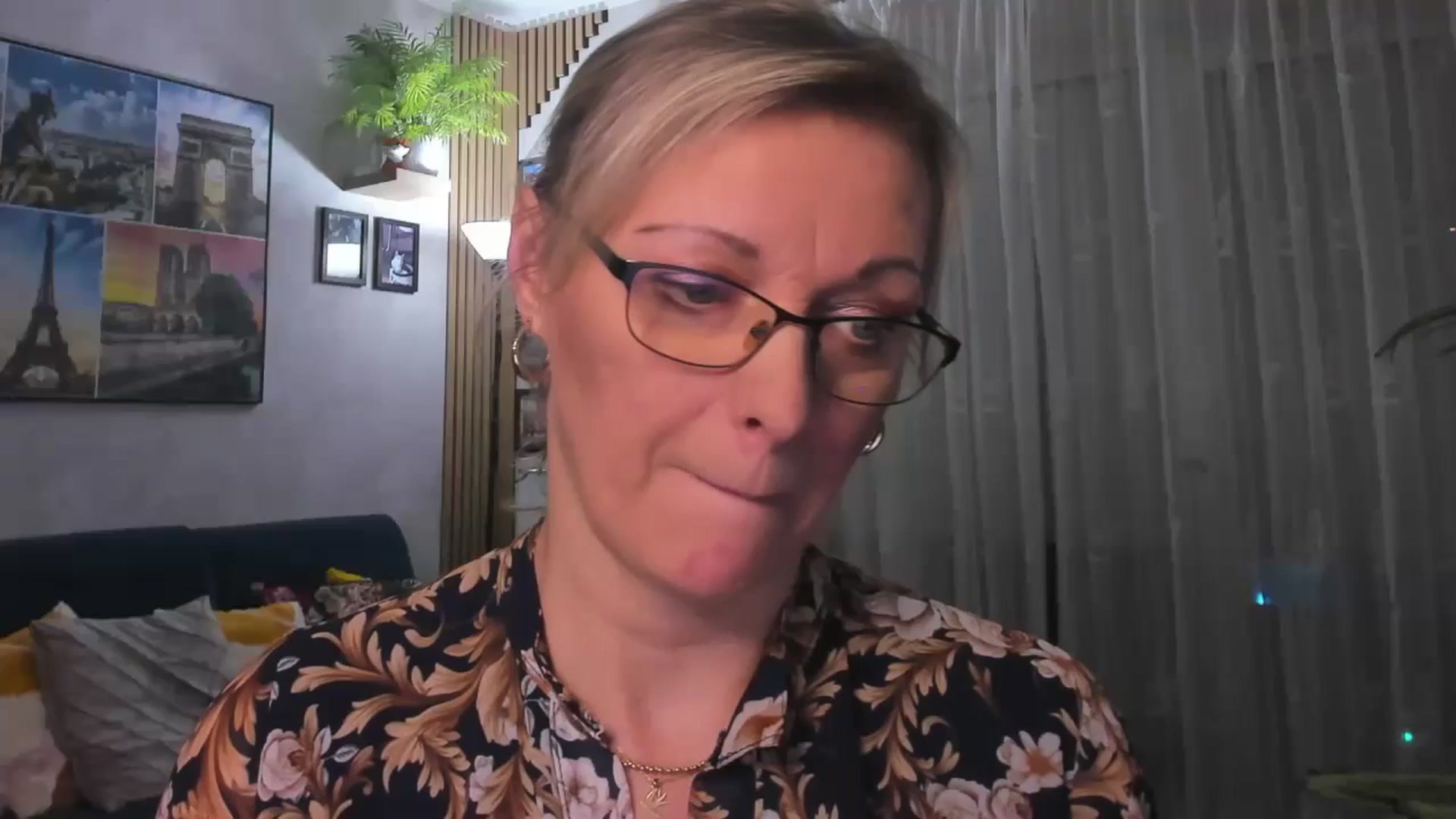 Gallery image thumbnail from STARvanessa1's myfreecams stream on, 03/12/2025, 19:22 image 5 of 20