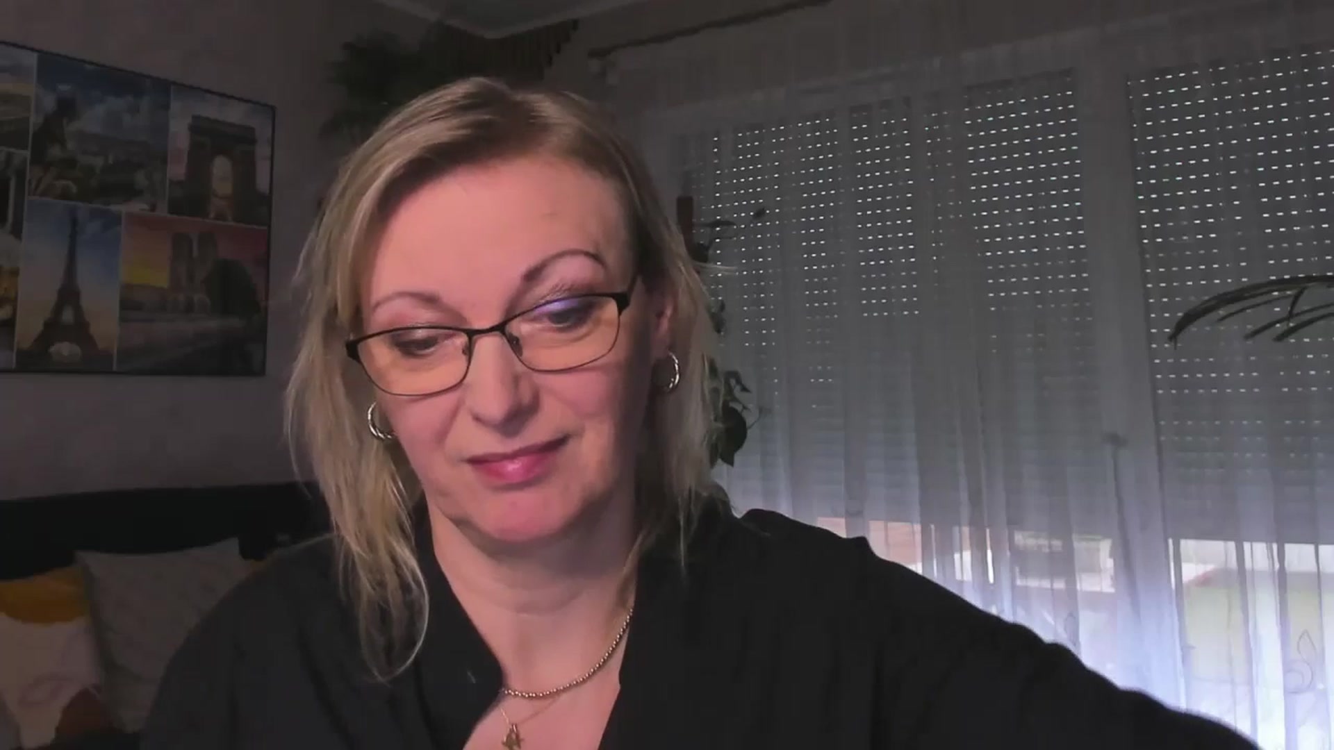Gallery image thumbnail from STARvanessa1's myfreecams stream on, 03/13/2025, 15:16 image 9 of 20