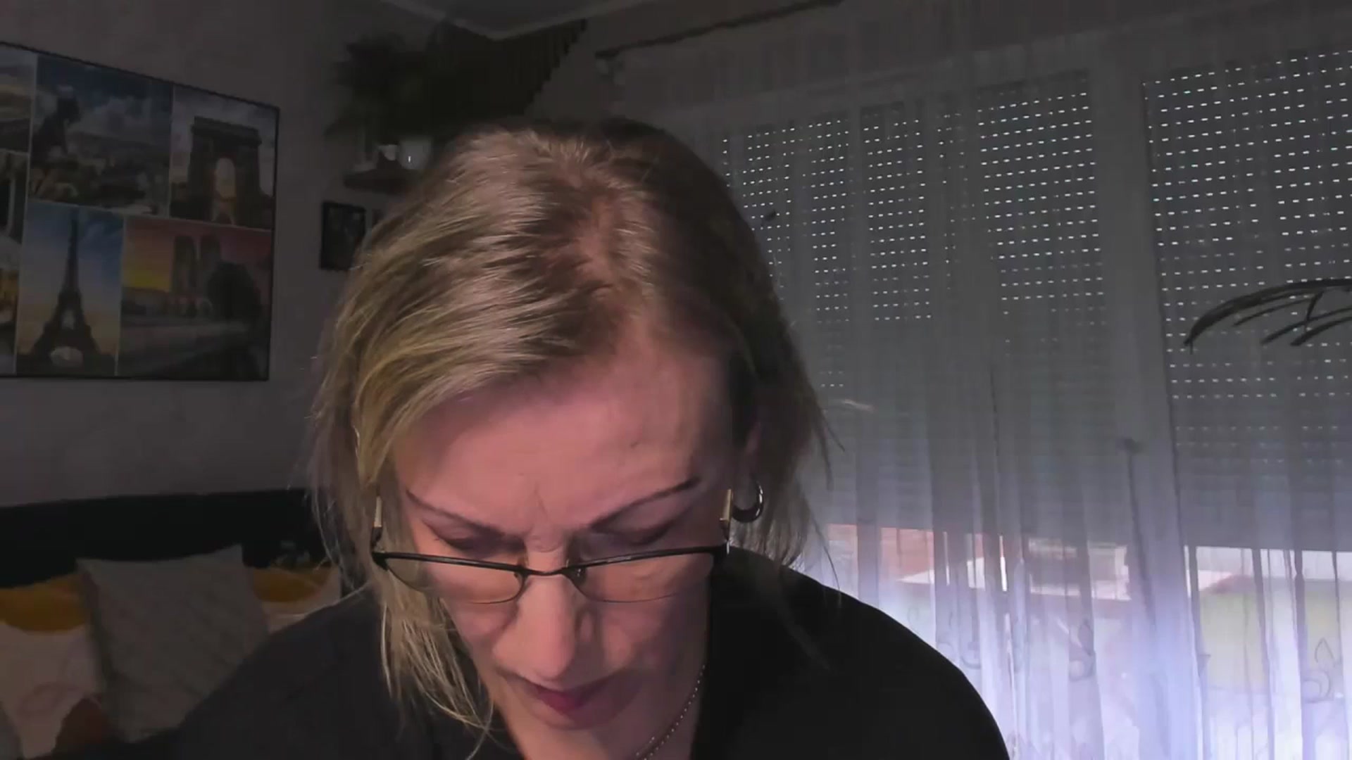 Gallery image thumbnail from STARvanessa1's myfreecams stream on, 03/13/2025, 15:16 image 15 of 20