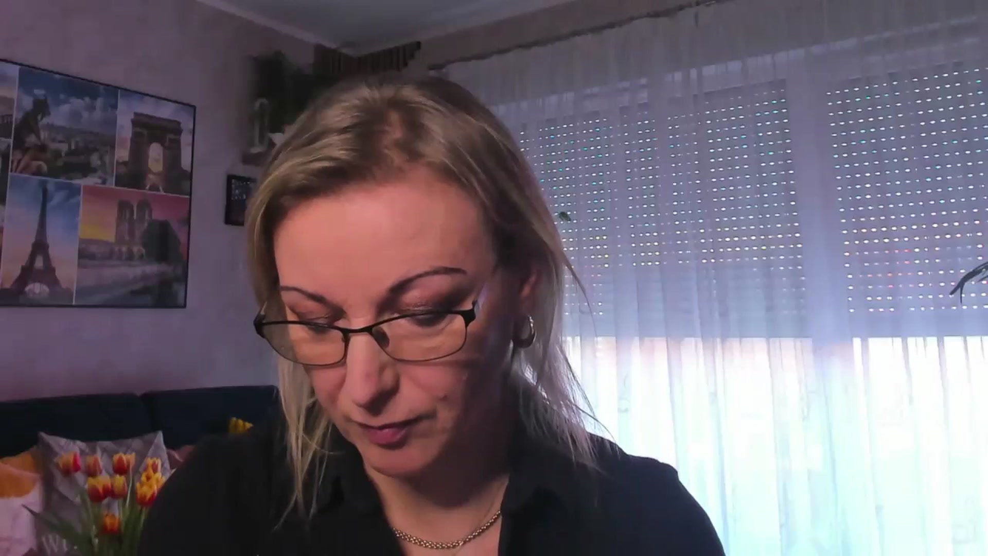 Gallery image thumbnail from STARvanessa1's myfreecams stream on, 03/16/2025, 17:12 image 8 of 20