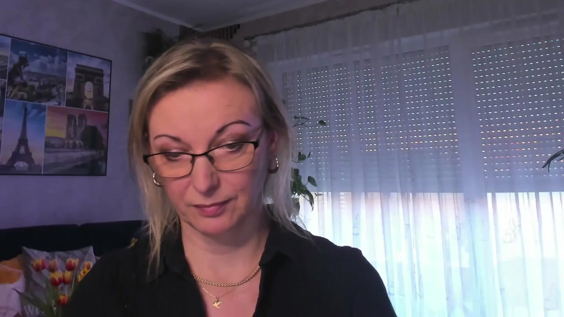 Gallery image thumbnail from STARvanessa1's myfreecams stream on, 03/16/2025, 17:12 image 12 of 20