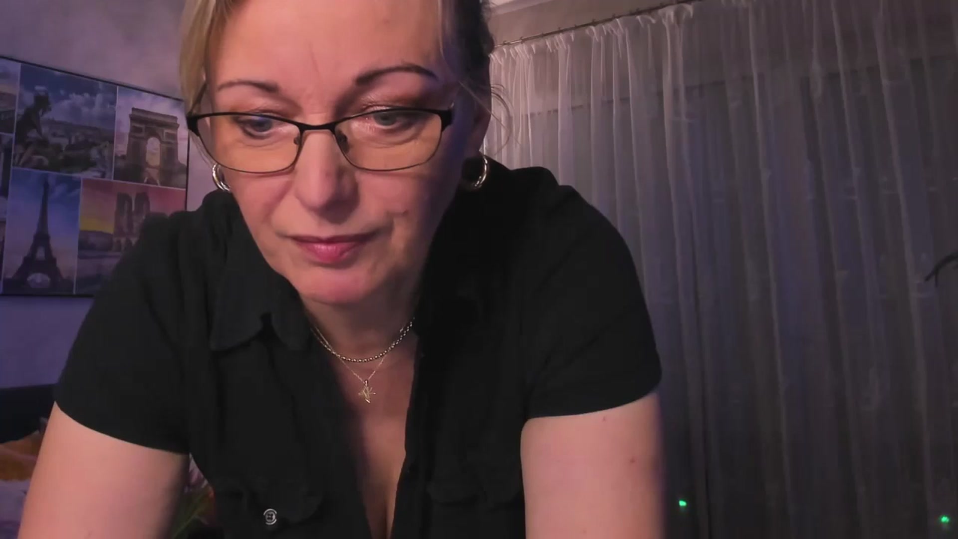 Gallery image thumbnail from STARvanessa1's myfreecams stream on, 03/16/2025, 19:21 image 20 of 20